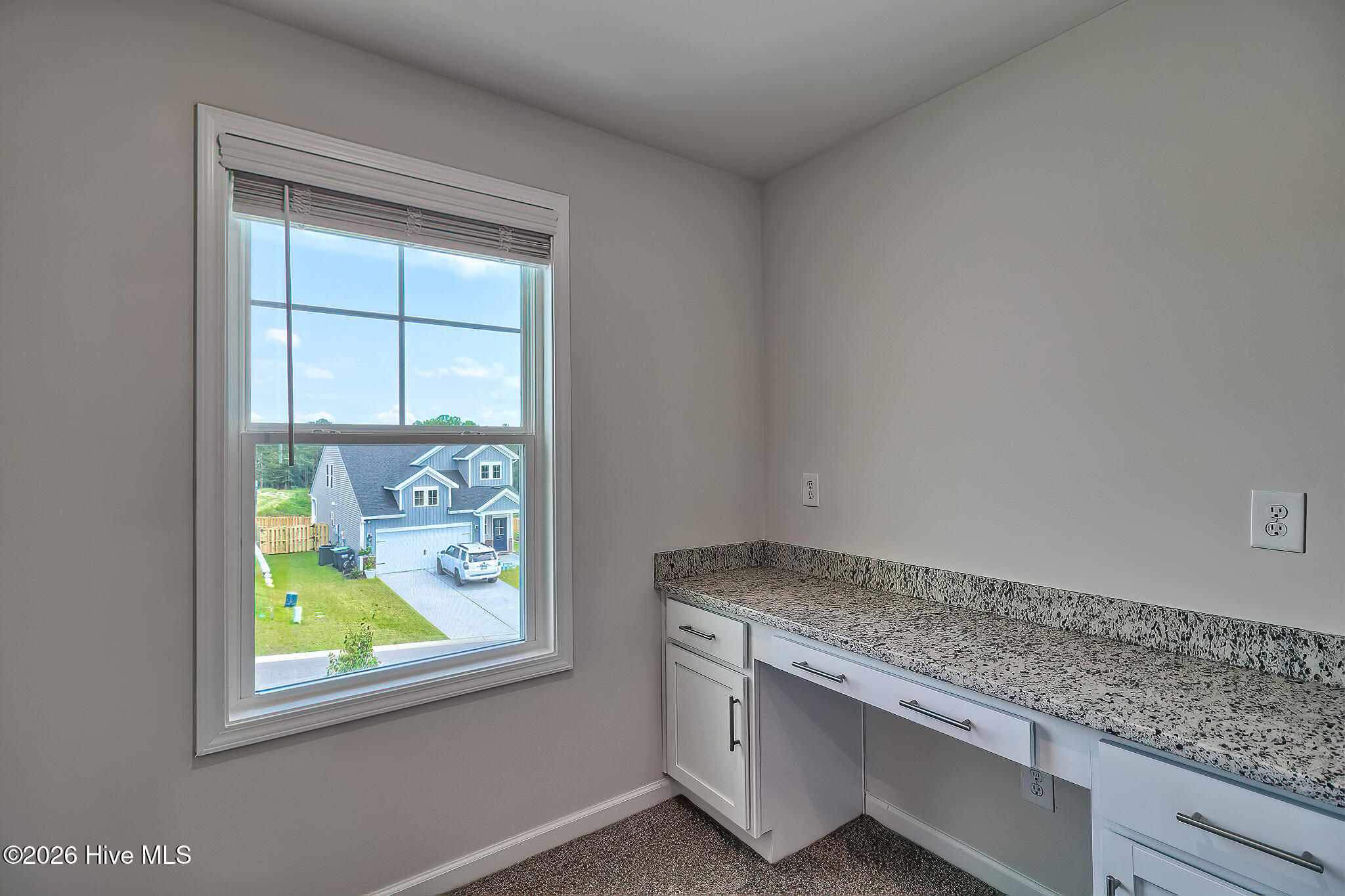 691 Tess Street Property Photo 24