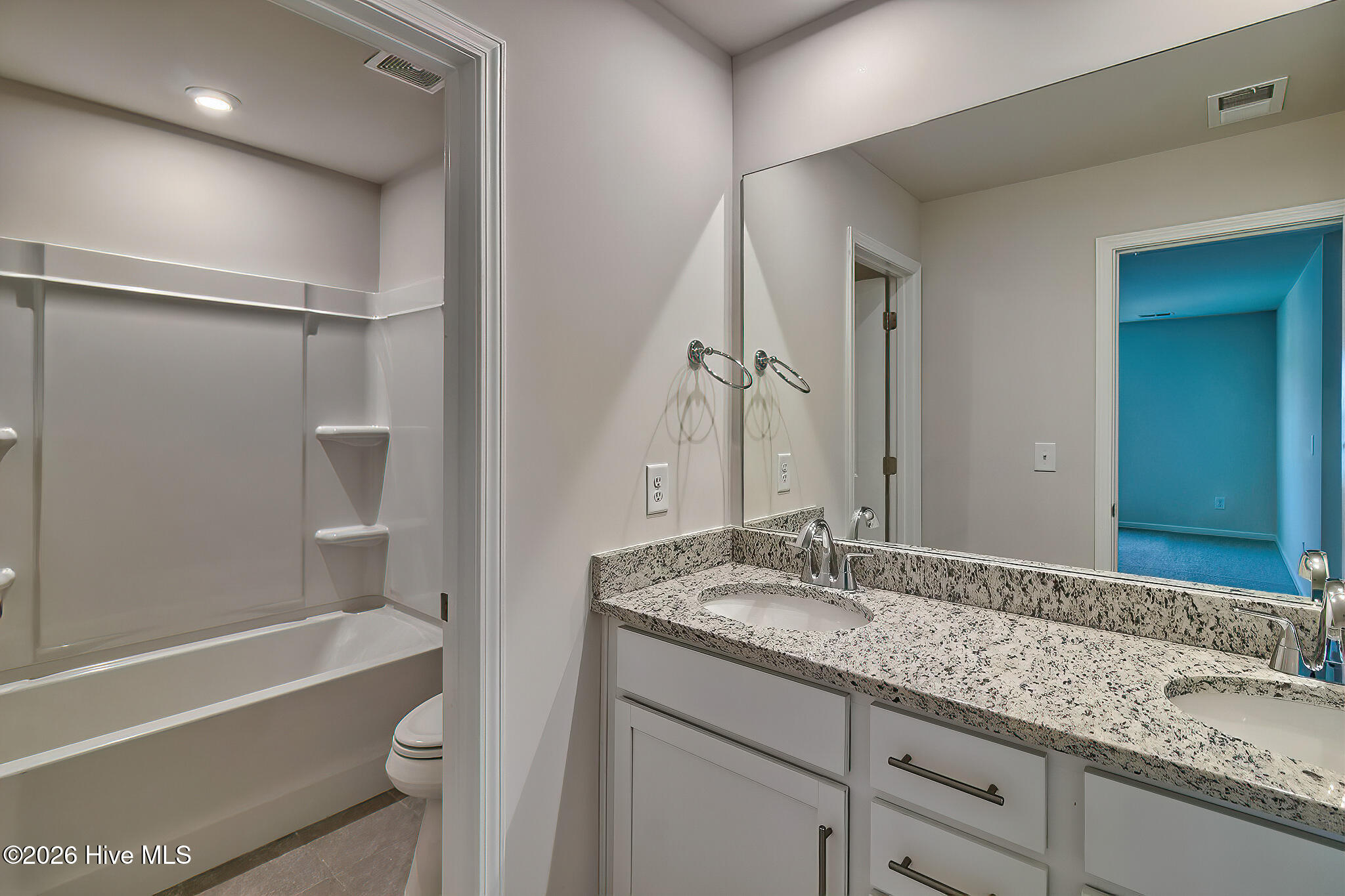 691 Tess Street Property Photo 35