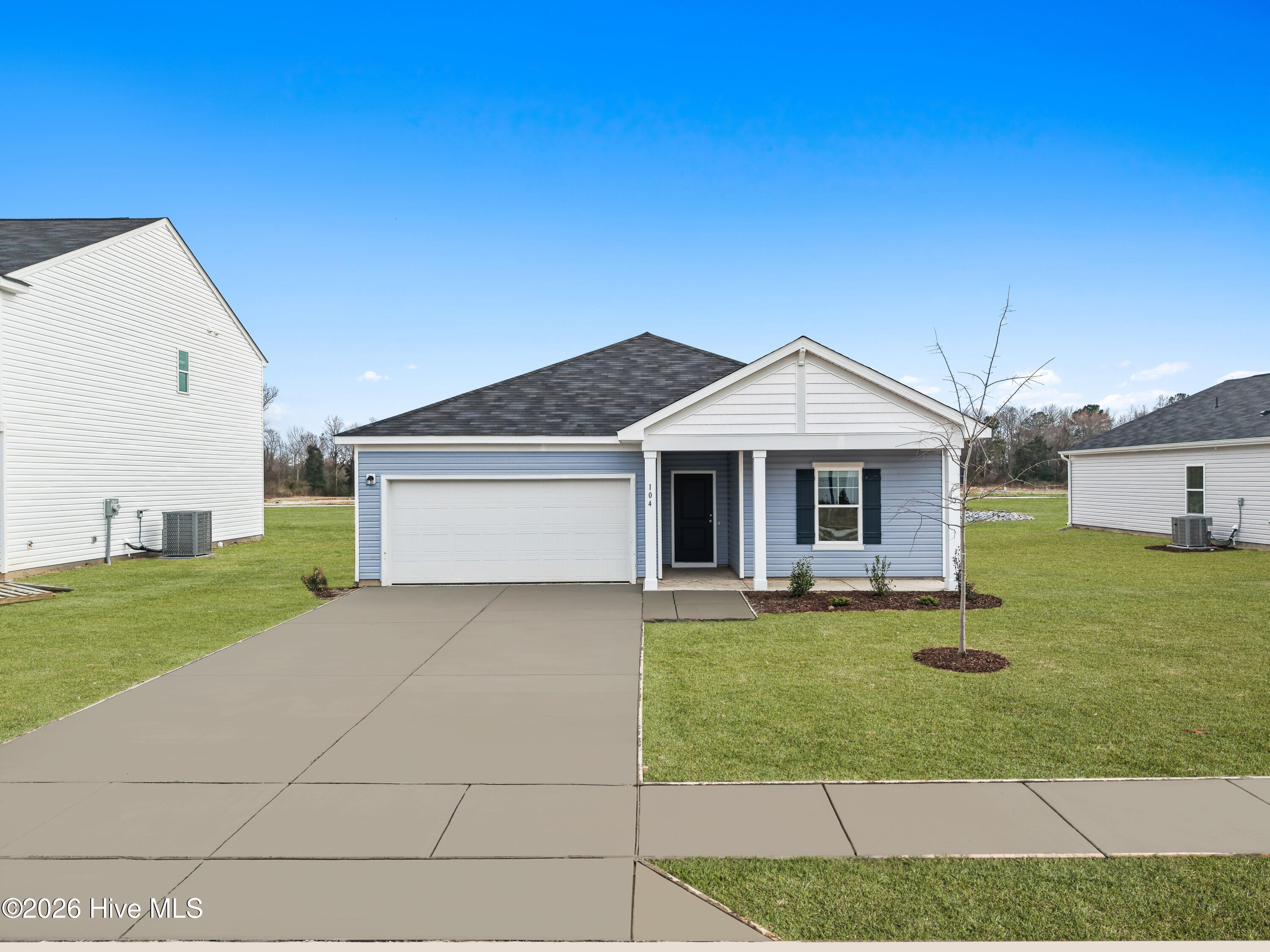 139 N Squires Run Property Photo 1