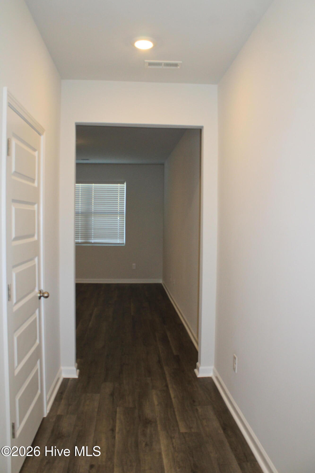 5165 Montana Loop Property Photo 6