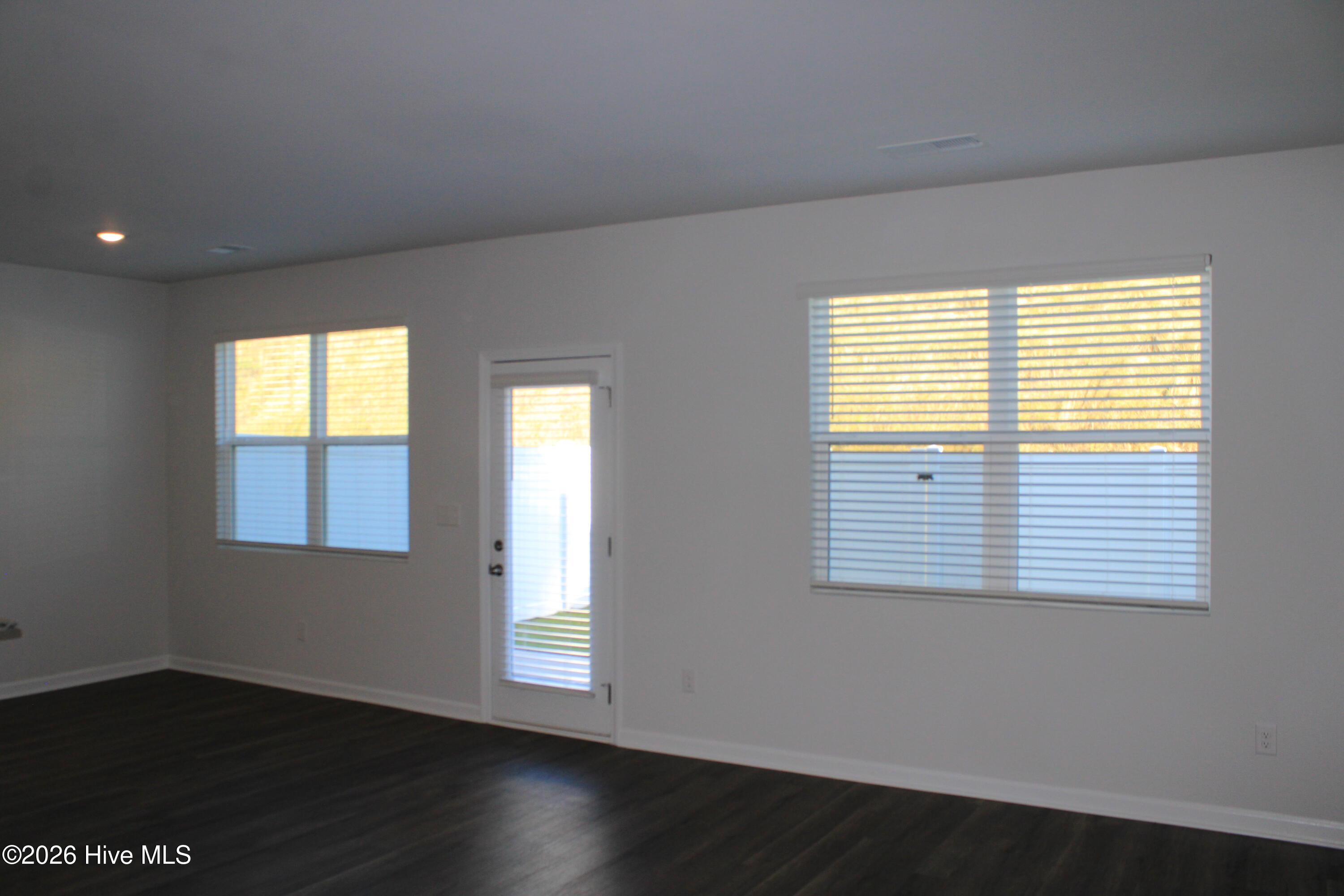 5165 Montana Loop Property Photo 7