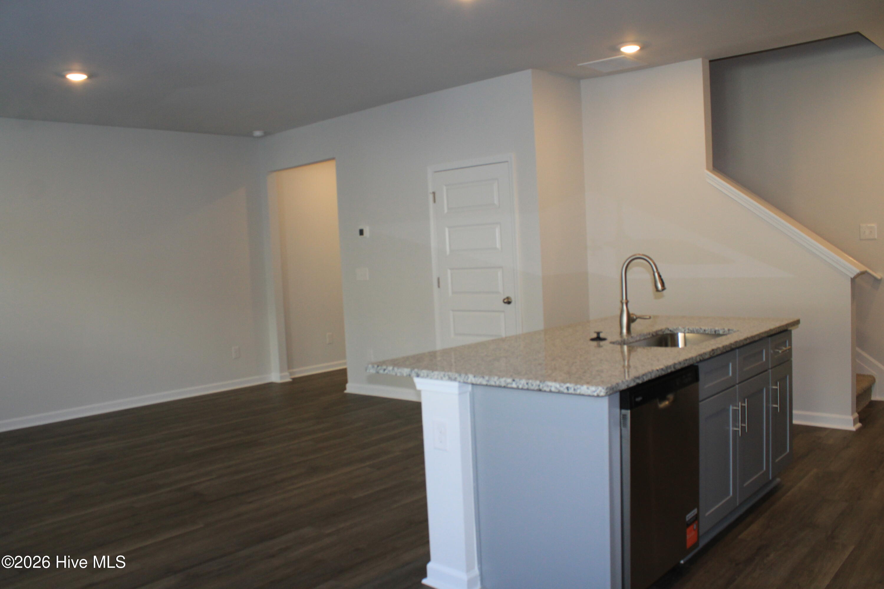 5165 Montana Loop Property Photo 14