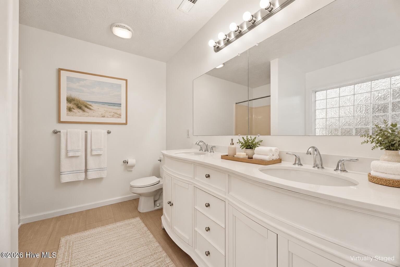 2701 Gruffy Court Property Photo 13