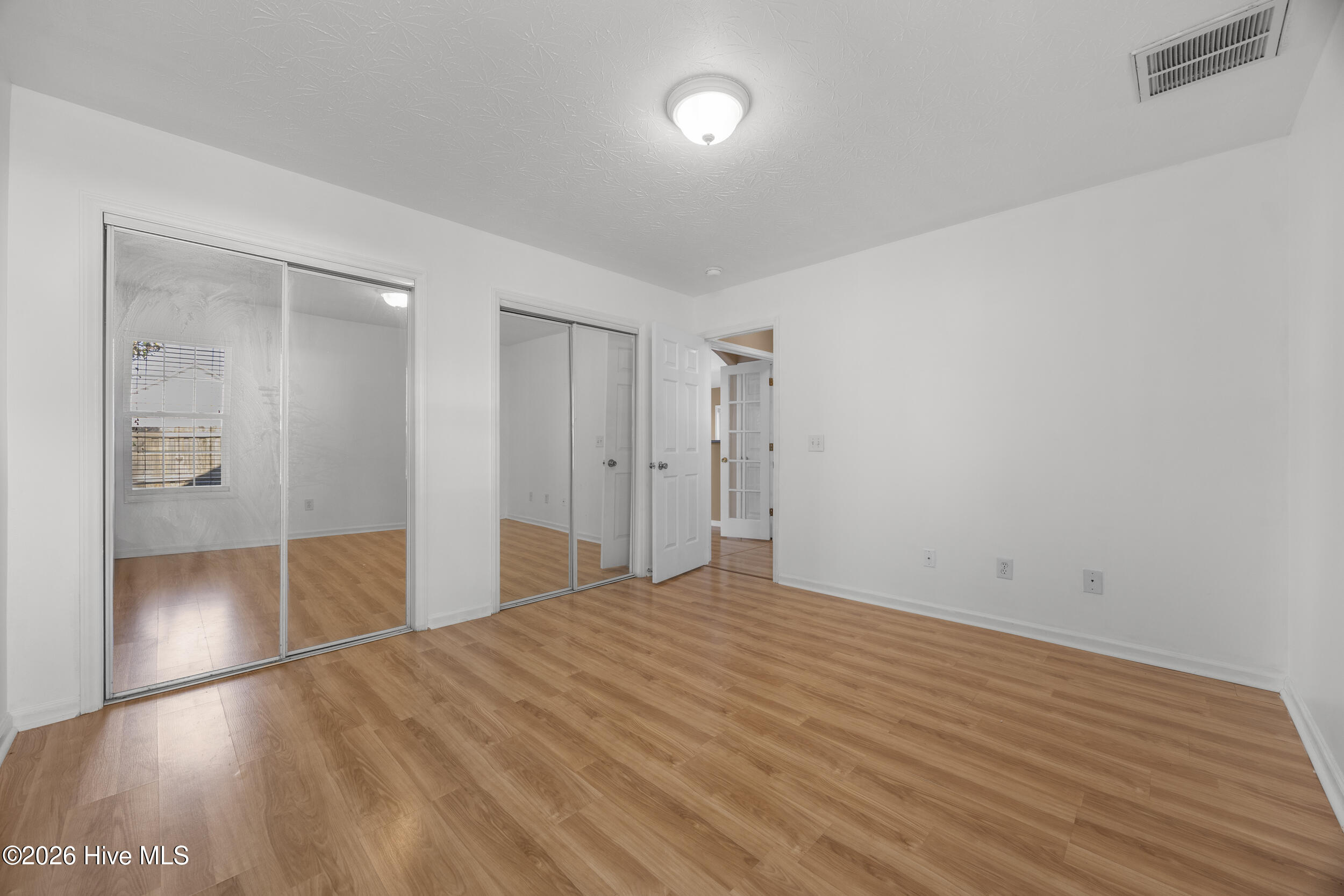 2701 Gruffy Court Property Photo 32