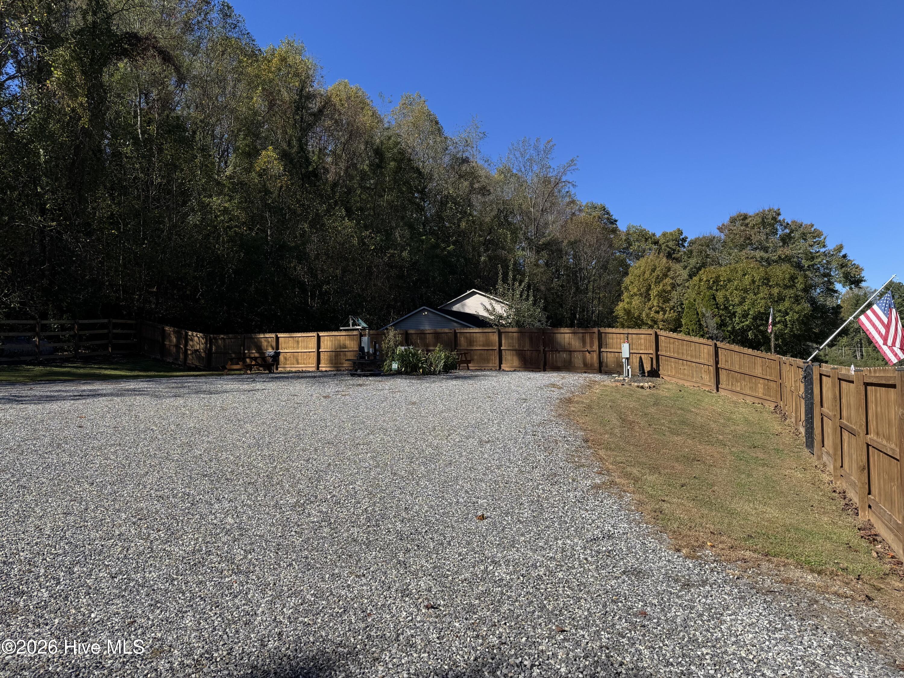 14 6 Chatuge Village Drive Property Photo 26