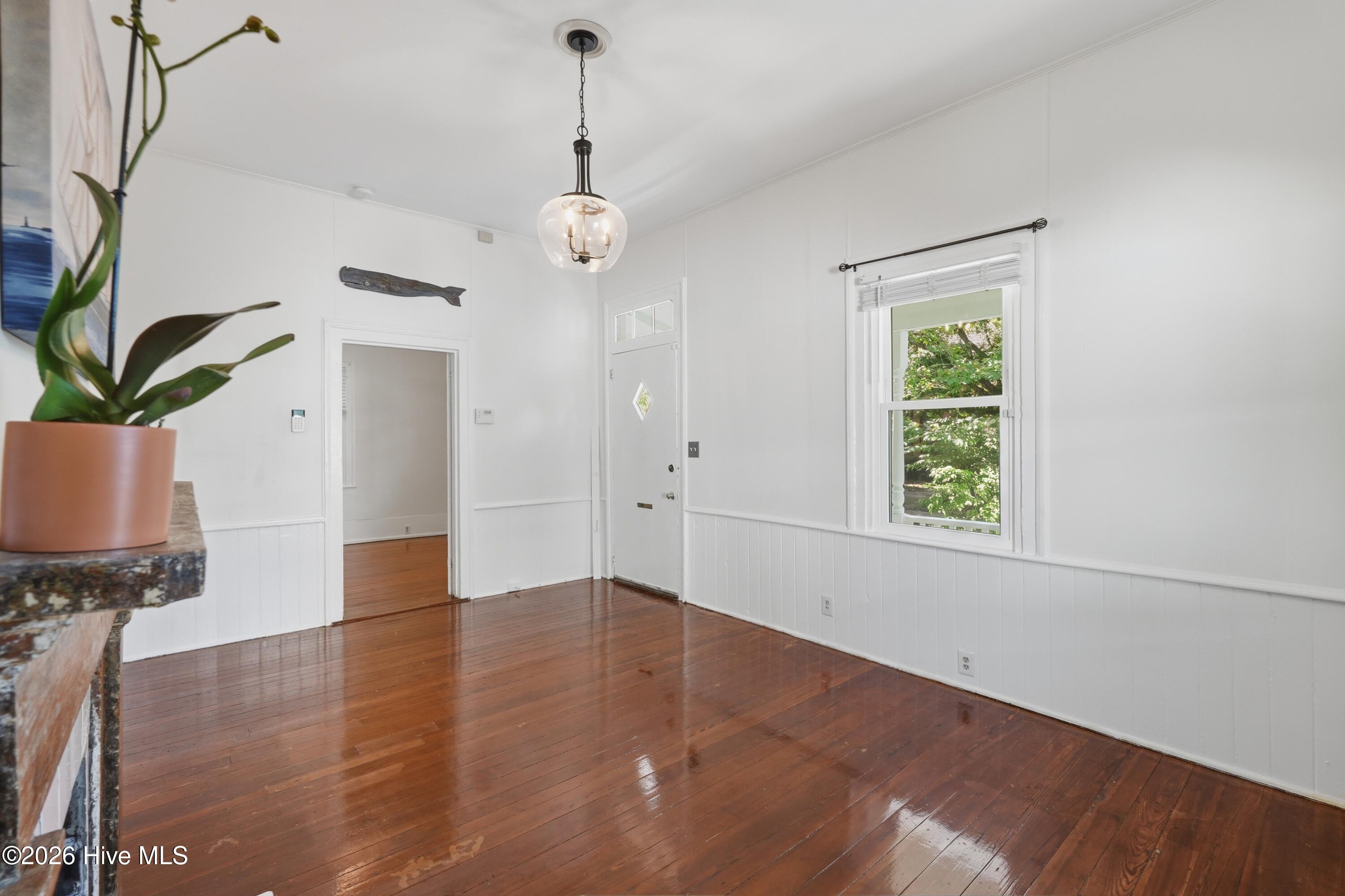 619 S 6th Street Property Photo 9