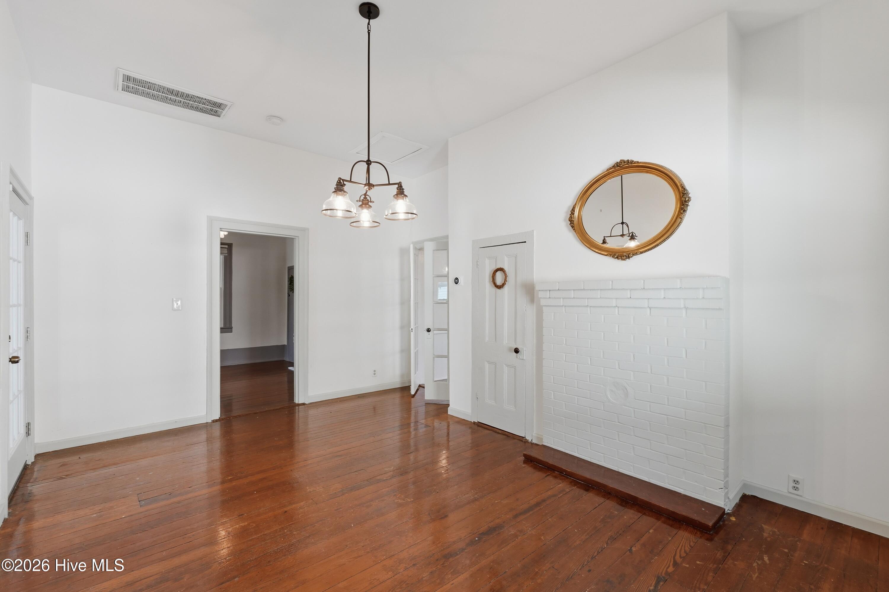619 S 6th Street Property Photo 11