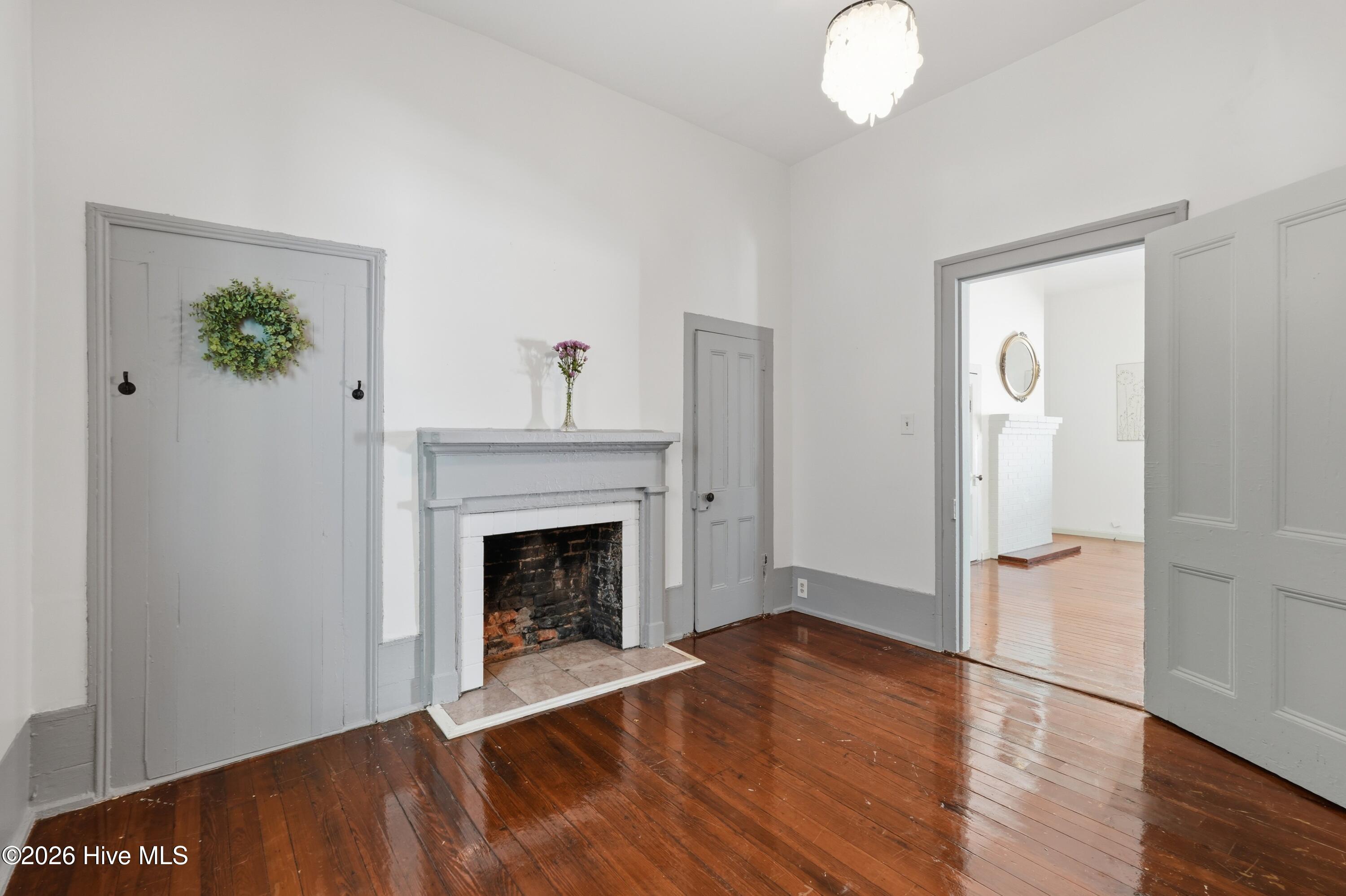 619 S 6th Street Property Photo 25