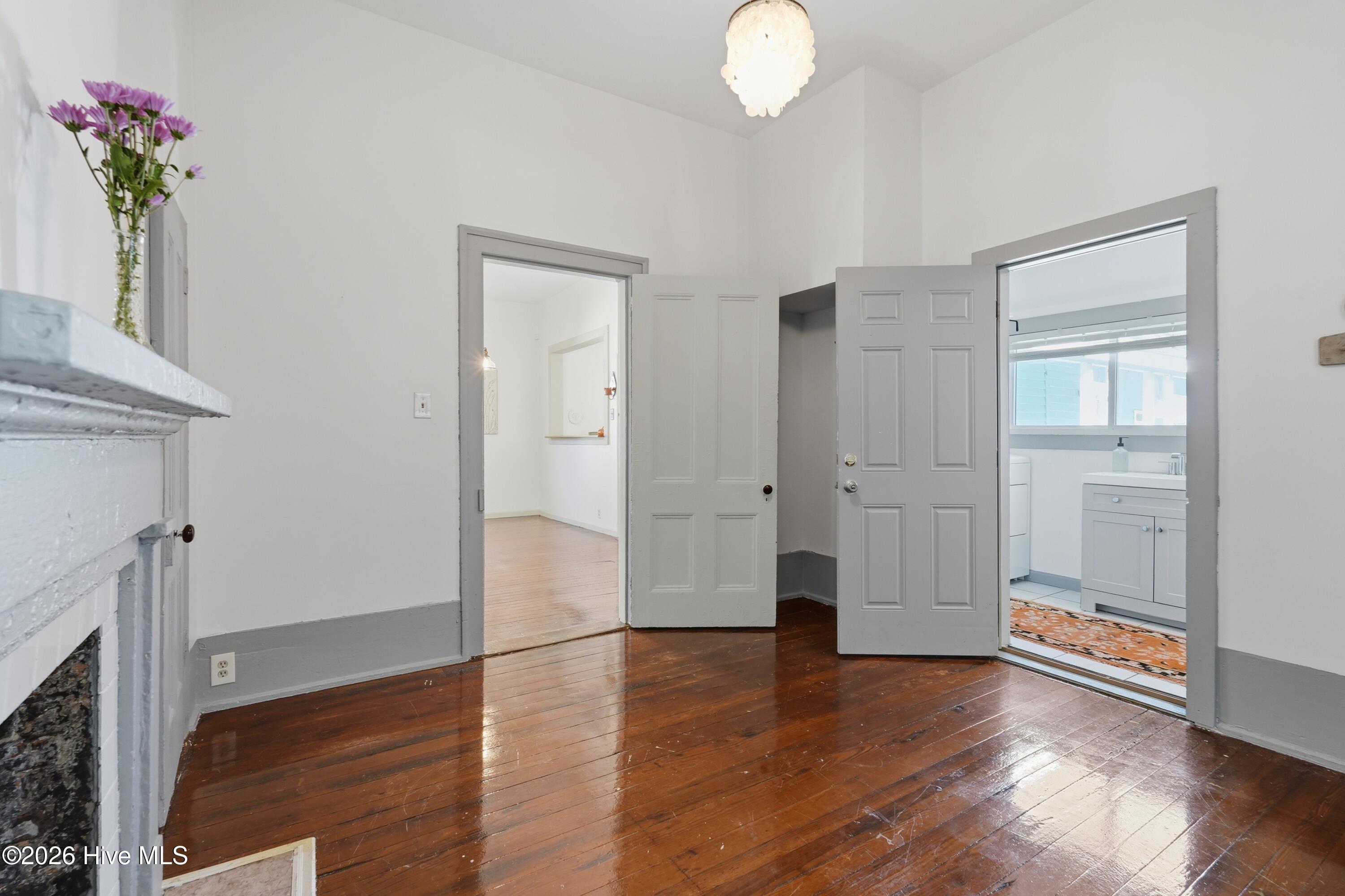 619 S 6th Street Property Photo 26