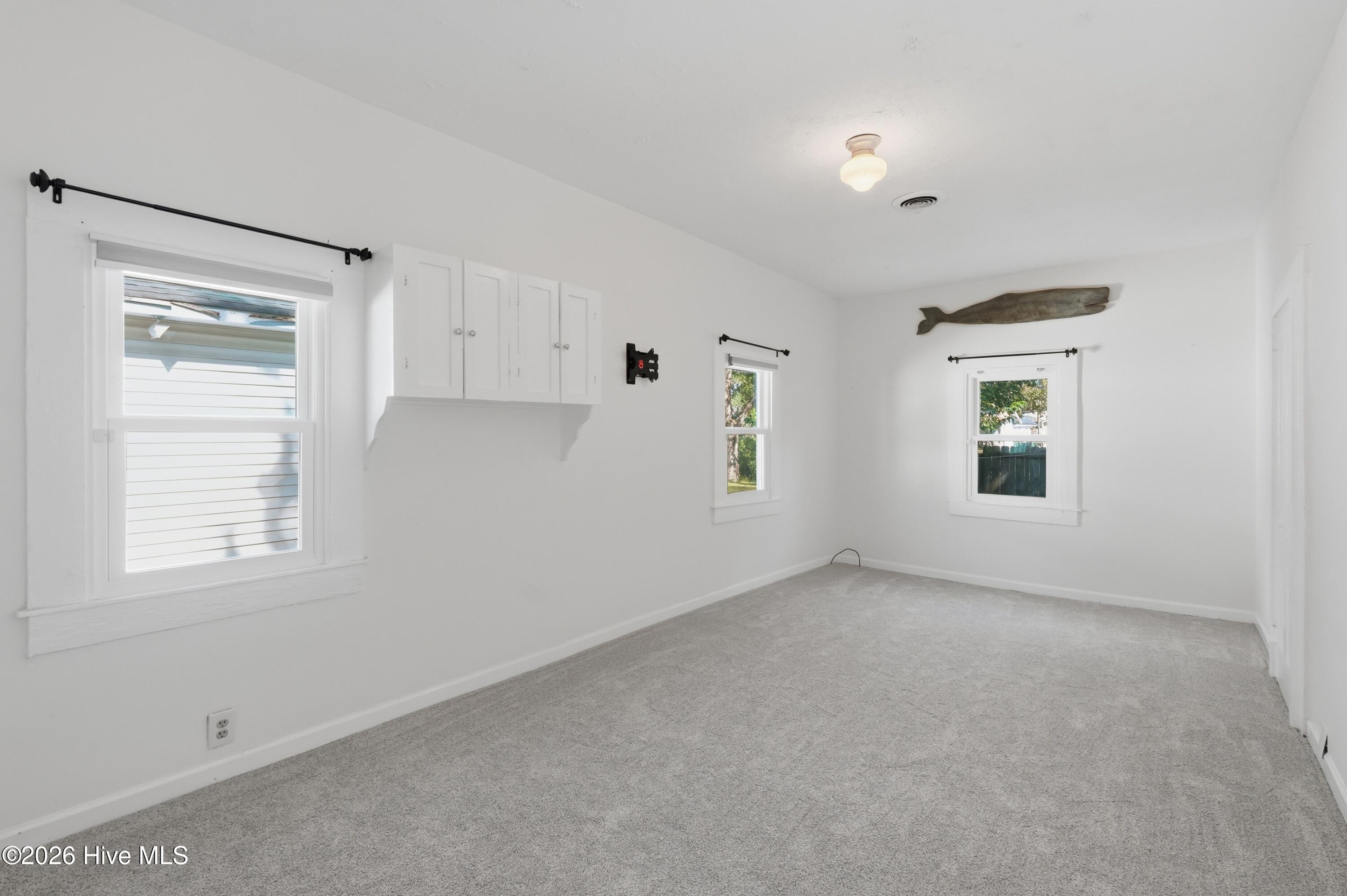 619 S 6th Street Property Photo 33