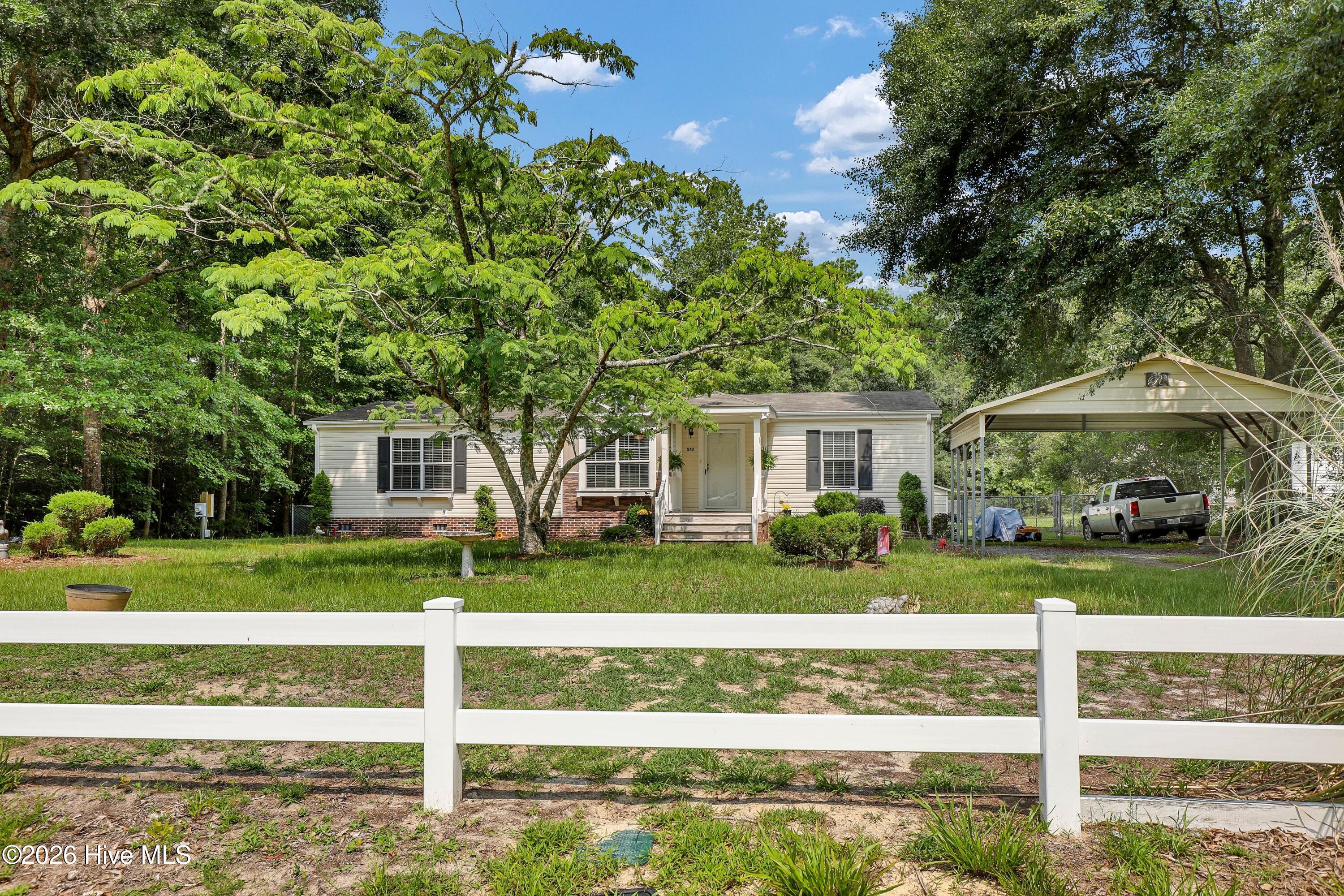 570 King Drive Property Photo 3