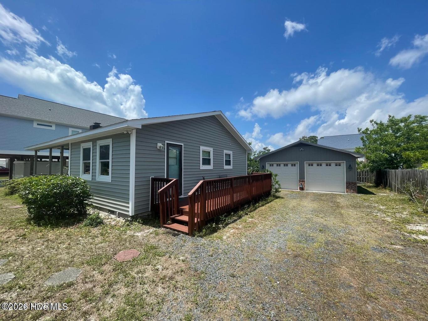 141 Ne 33rd Street Property Photo 5