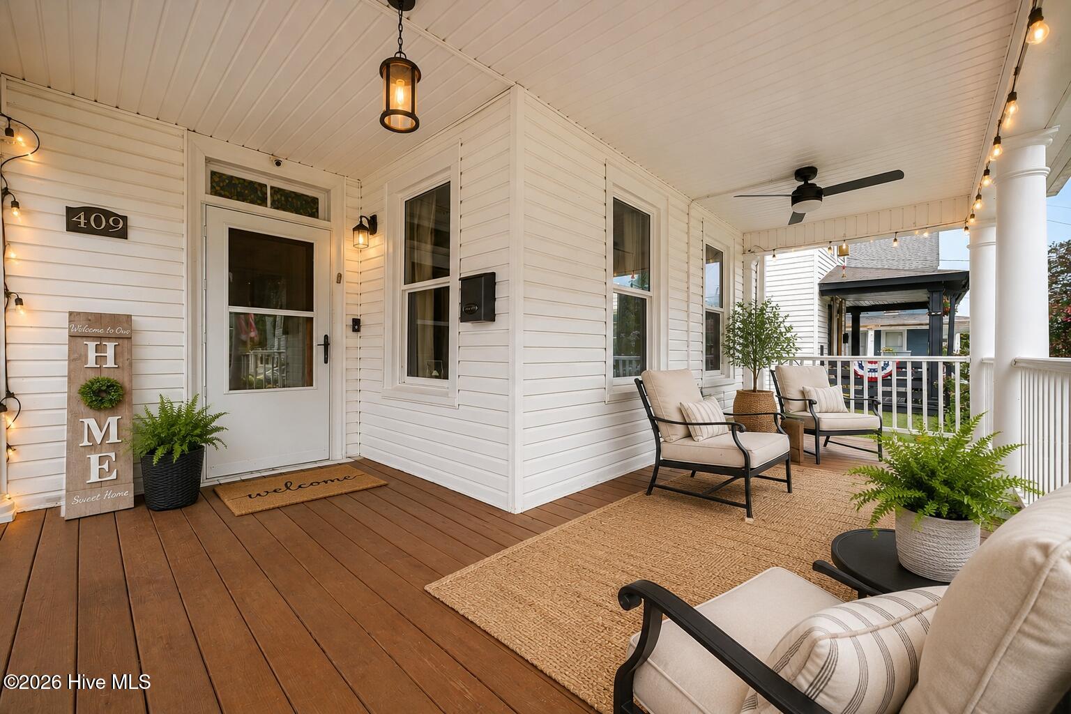 409 Cedar Street Property Photo 2