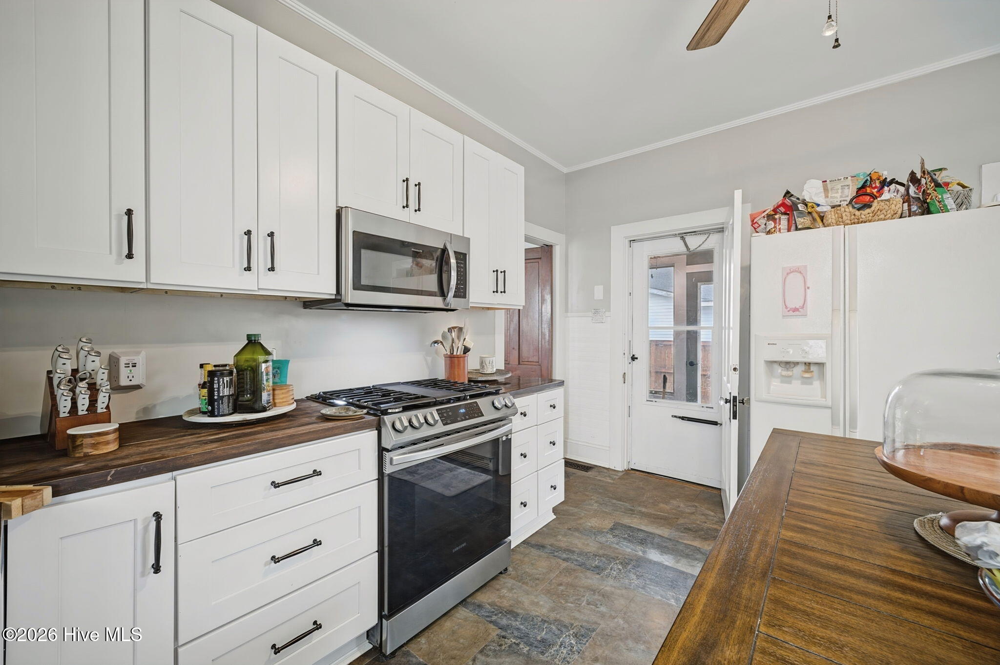 409 Cedar Street Property Photo 13