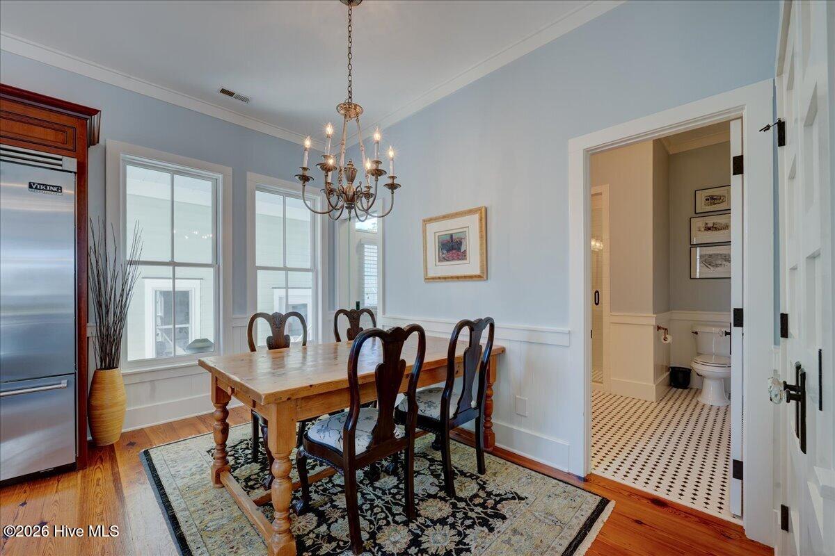 203 Vandemere Street Property Photo 15