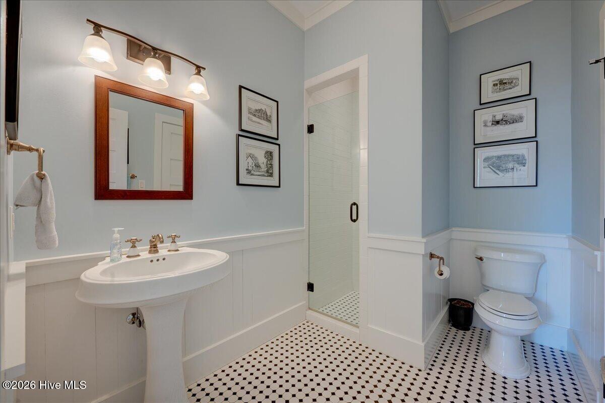 203 Vandemere Street Property Photo 21