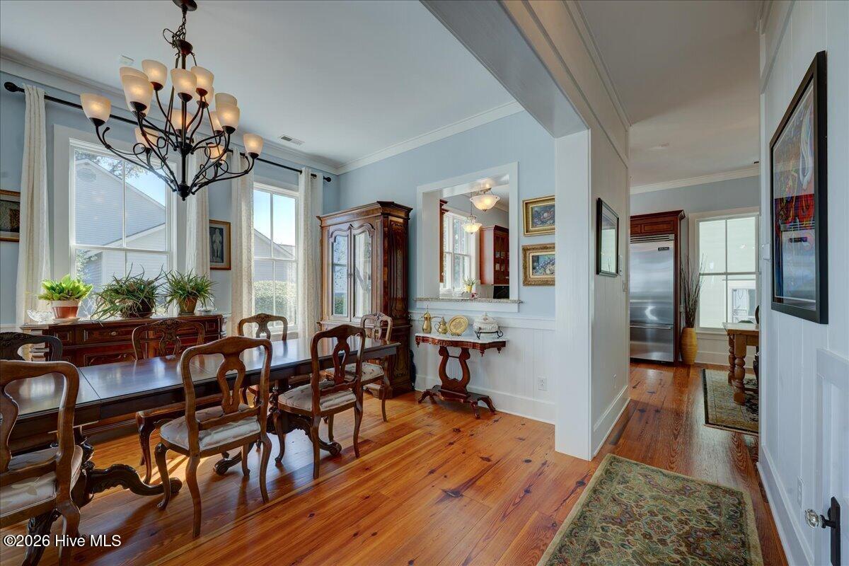 203 Vandemere Street Property Photo 24