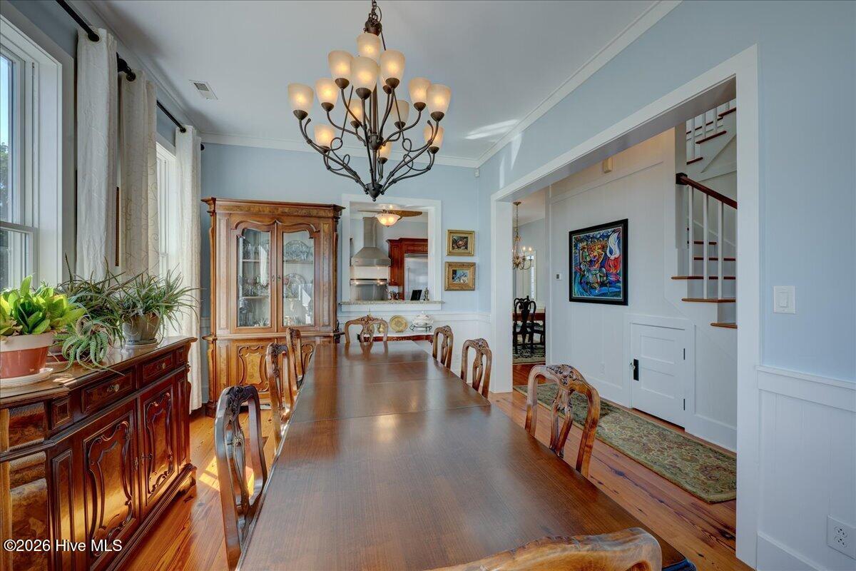 203 Vandemere Street Property Photo 25
