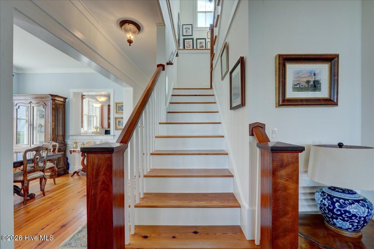 203 Vandemere Street Property Photo 28
