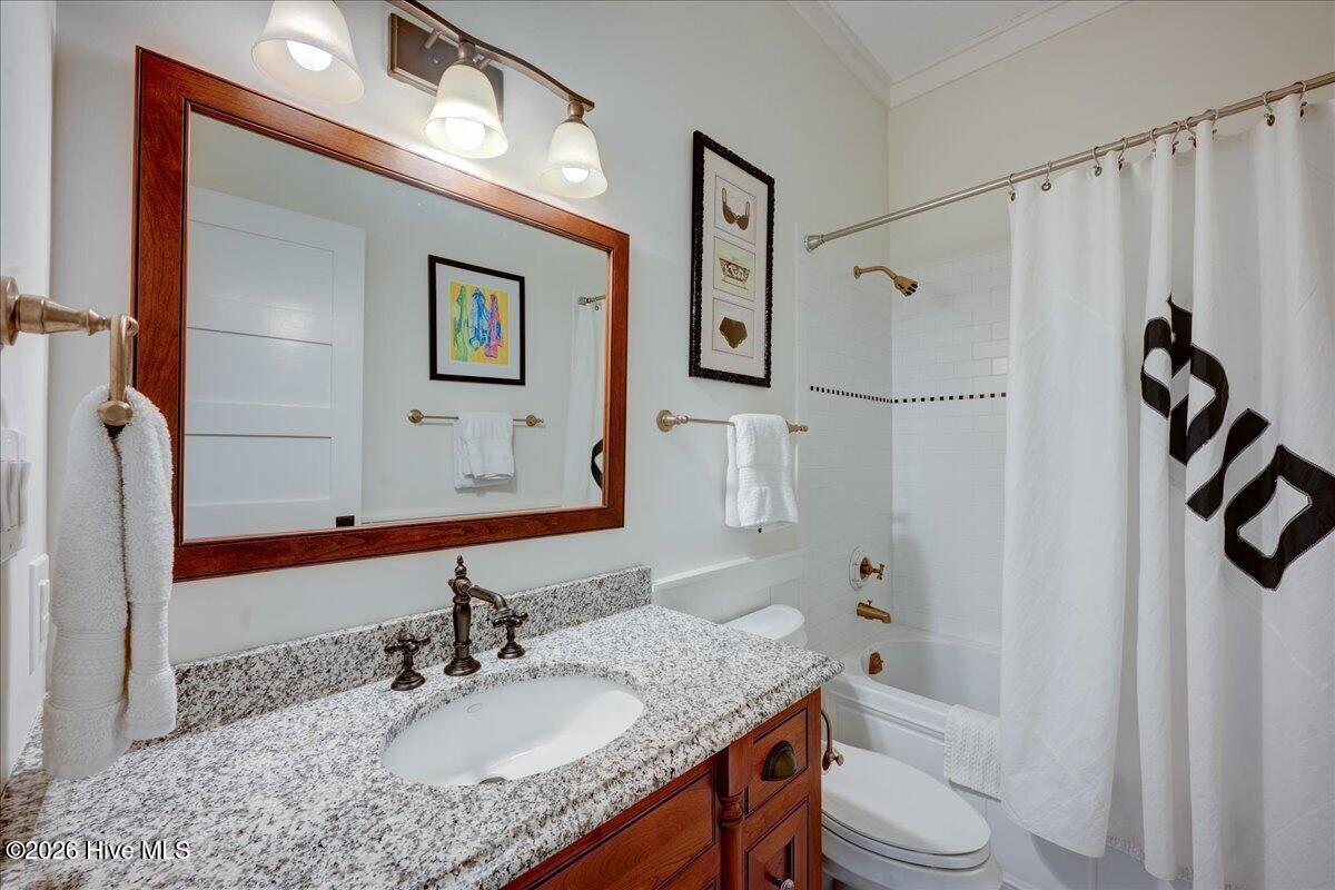 203 Vandemere Street Property Photo 59