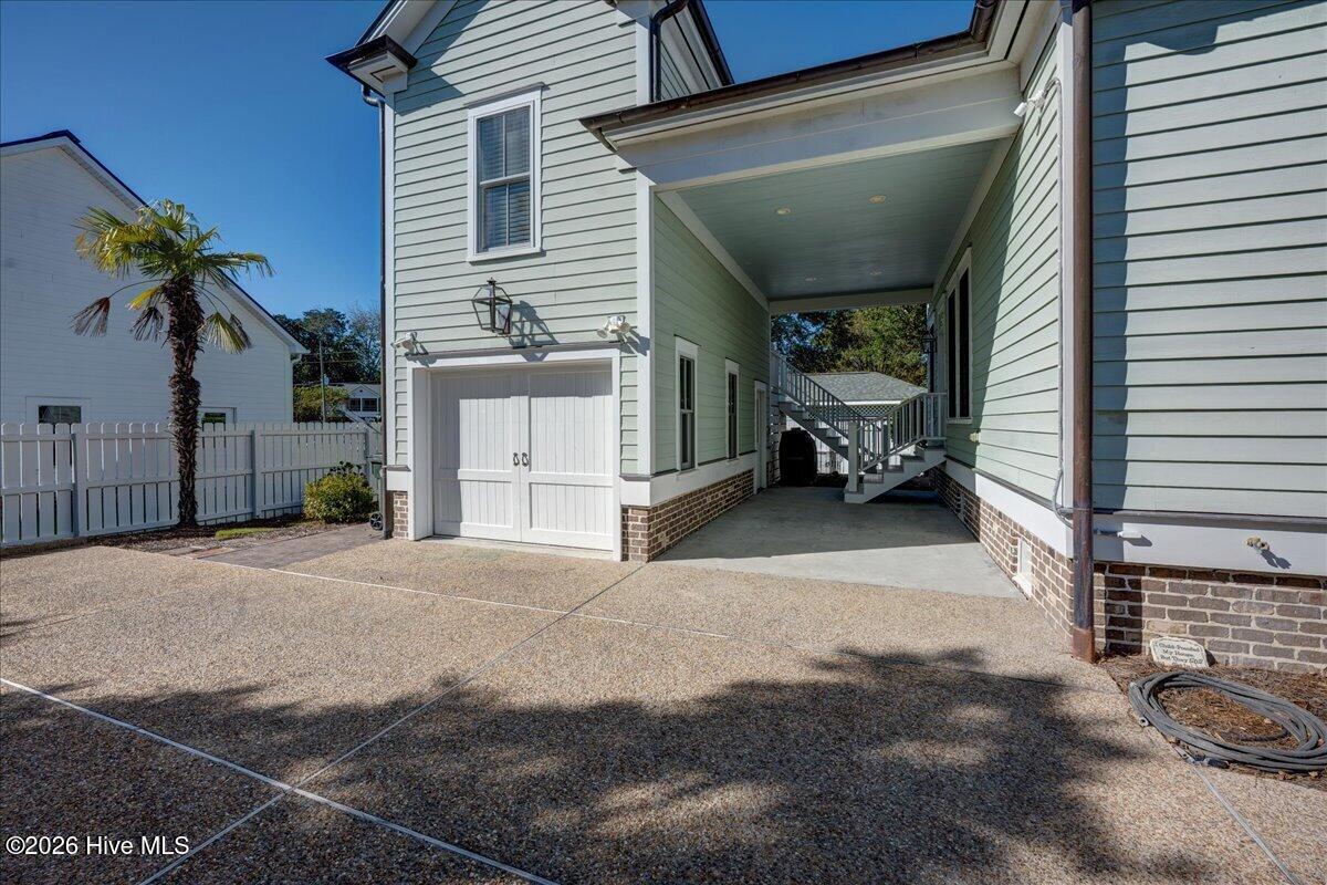 203 Vandemere Street Property Photo 60