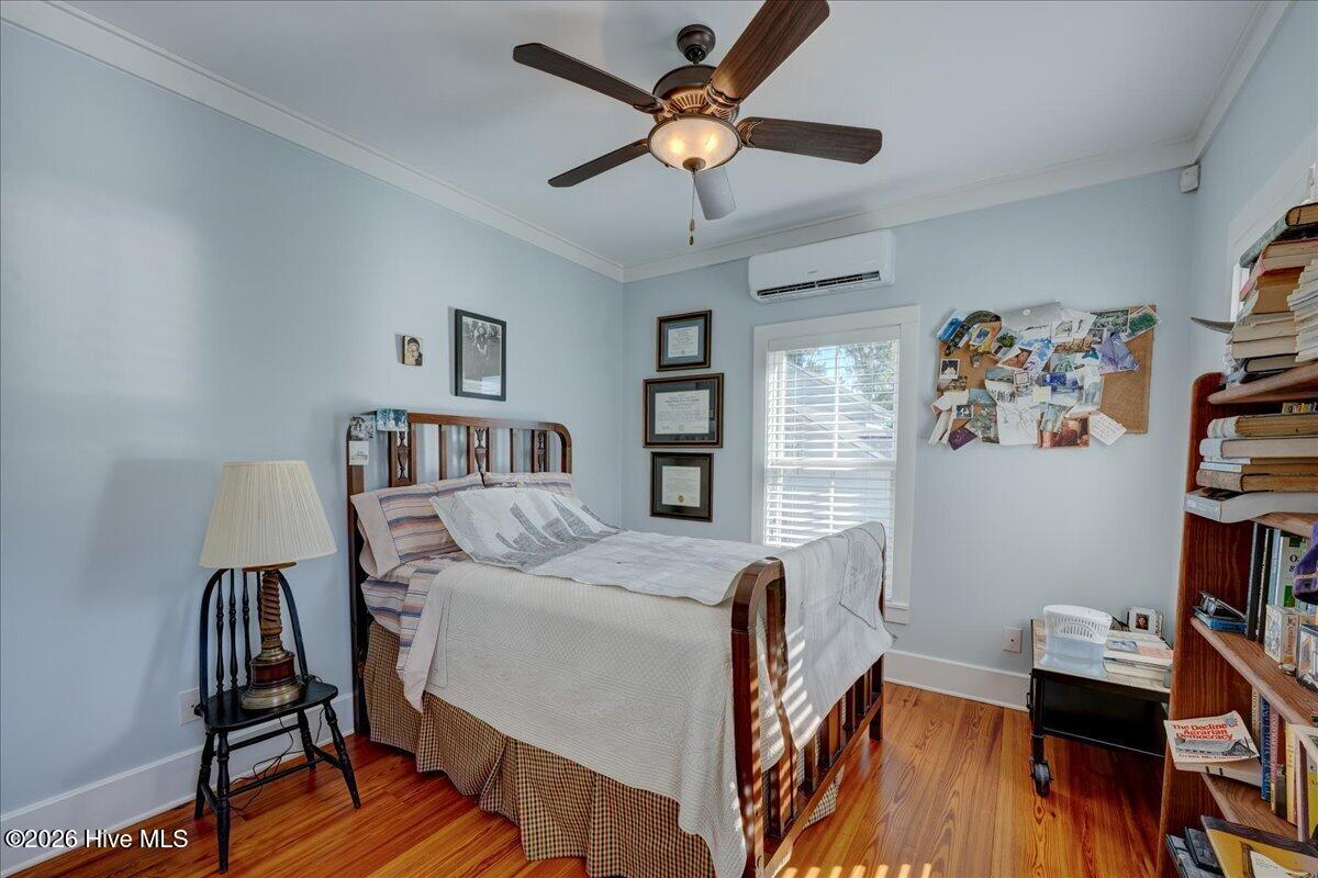 203 Vandemere Street Property Photo 65