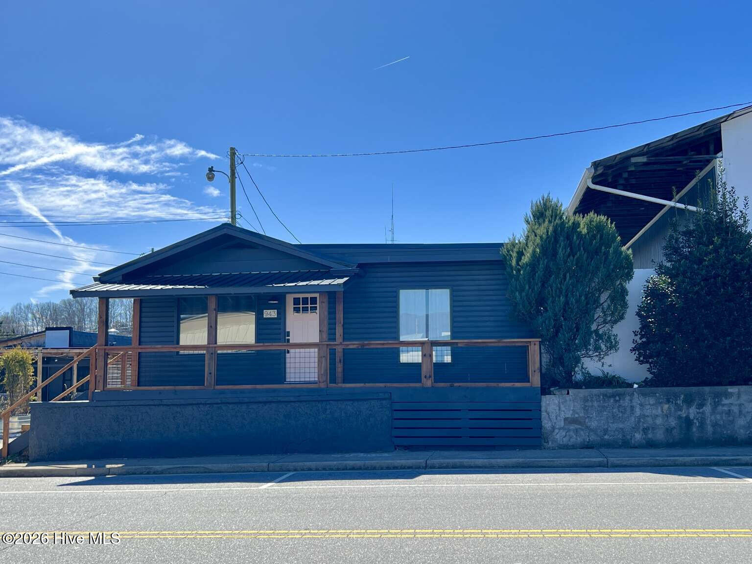 943 Highway 64 Business Property Photo 1