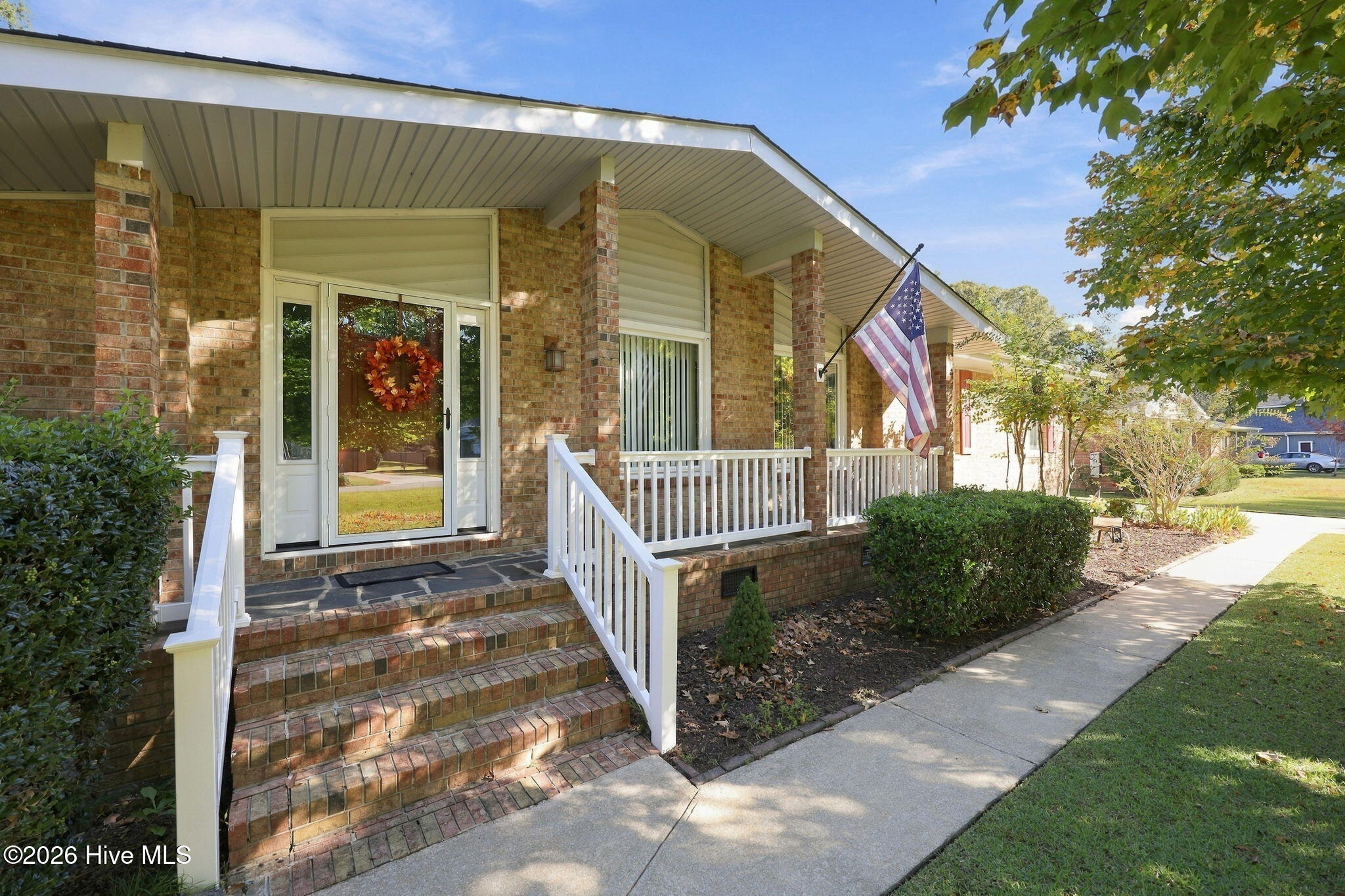 4902 Cypress Shores Drive Property Photo 1