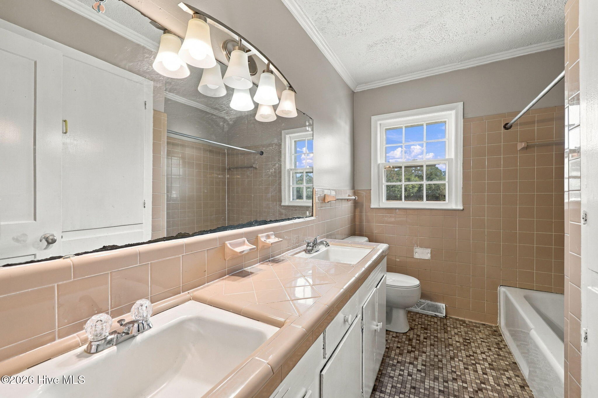 4056 Allen Street Property Photo 23