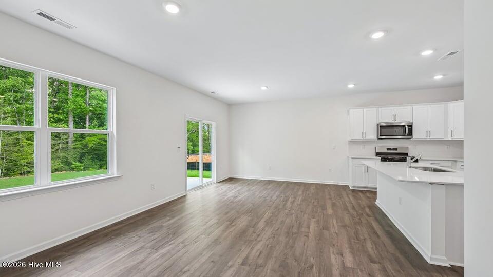 437 Conifer Street Property Photo 6