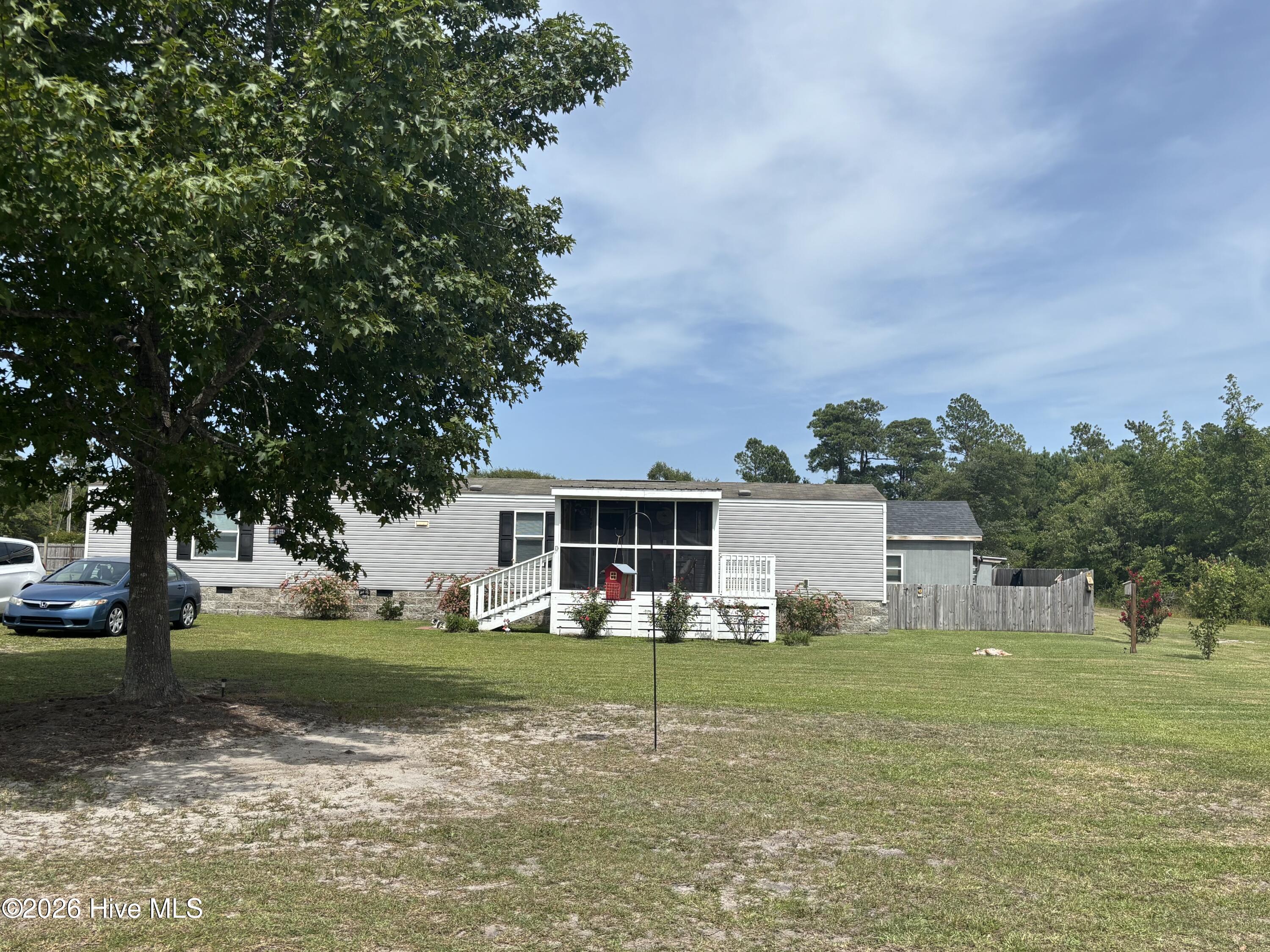 585 E Chatham Street Property Photo 1