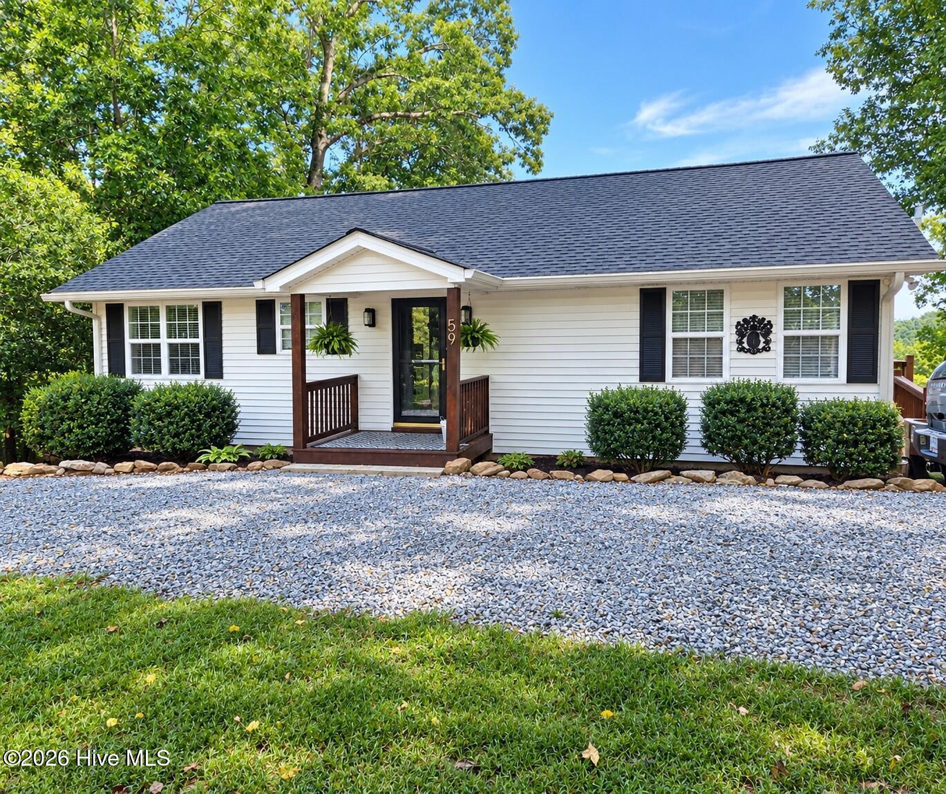 59 Huckleberry Lane