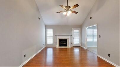 4654 Crested Butte Road Property Photo 4