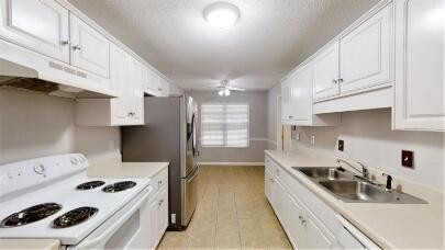 4654 Crested Butte Road Property Photo 8
