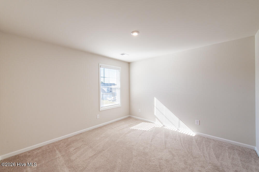 1025 Amber Way Property Photo 15