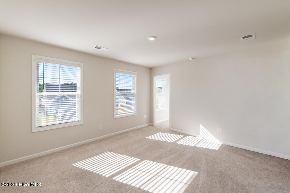 1025 Amber Way Property Photo 16