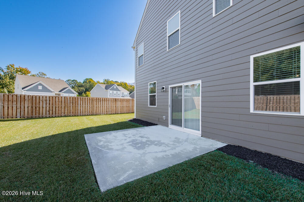 1025 Amber Way Property Photo 22