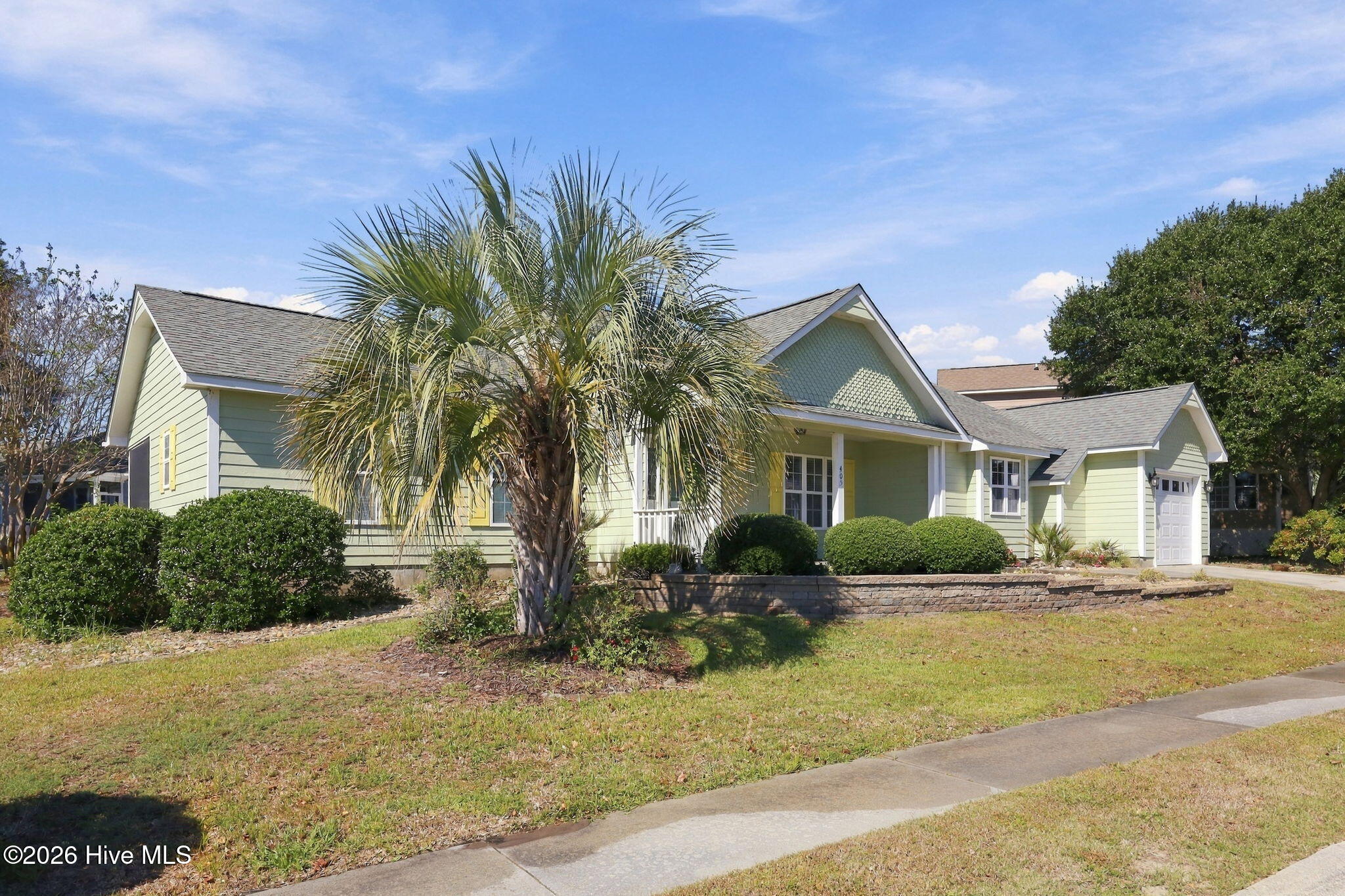 405 Emerald Circle Property Photo 1