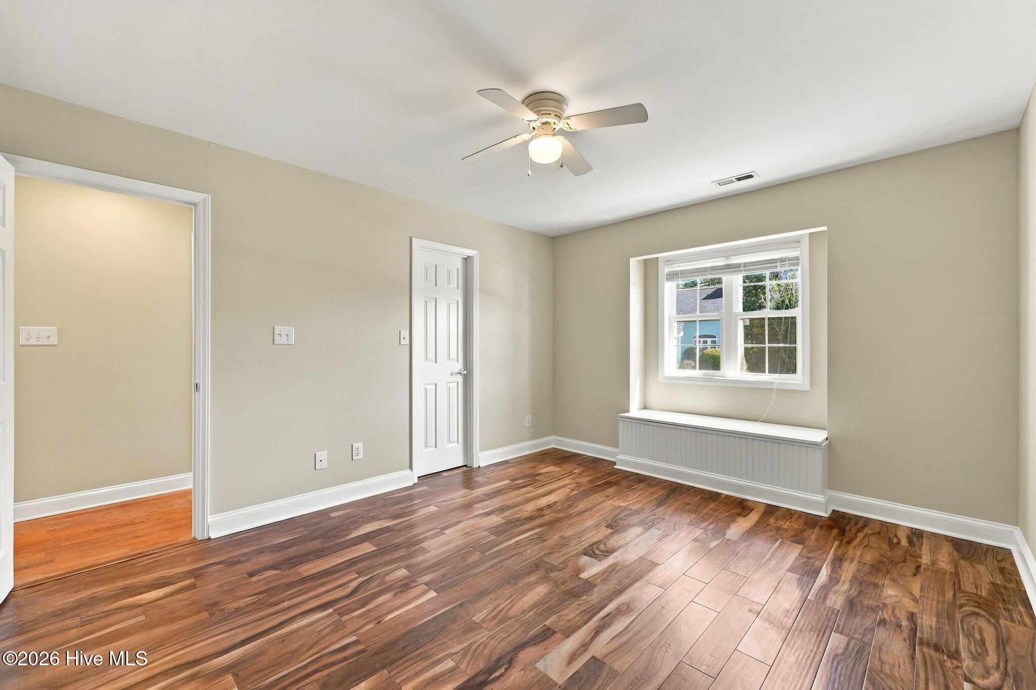 405 Emerald Circle Property Photo 14