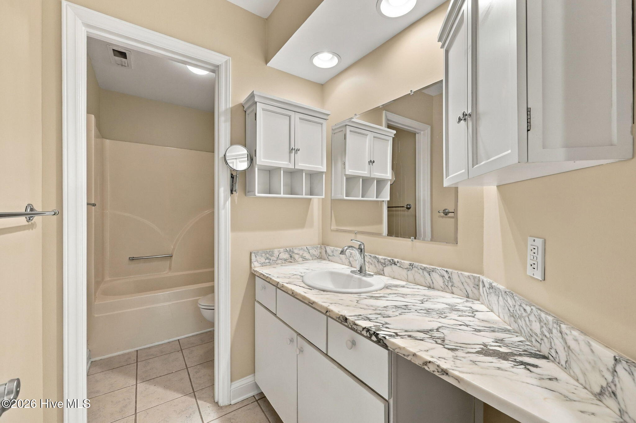405 Emerald Circle Property Photo 15