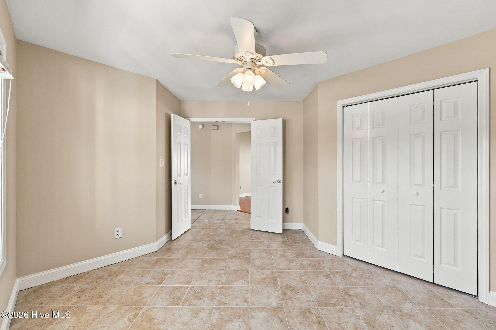 405 Emerald Circle Property Photo 17