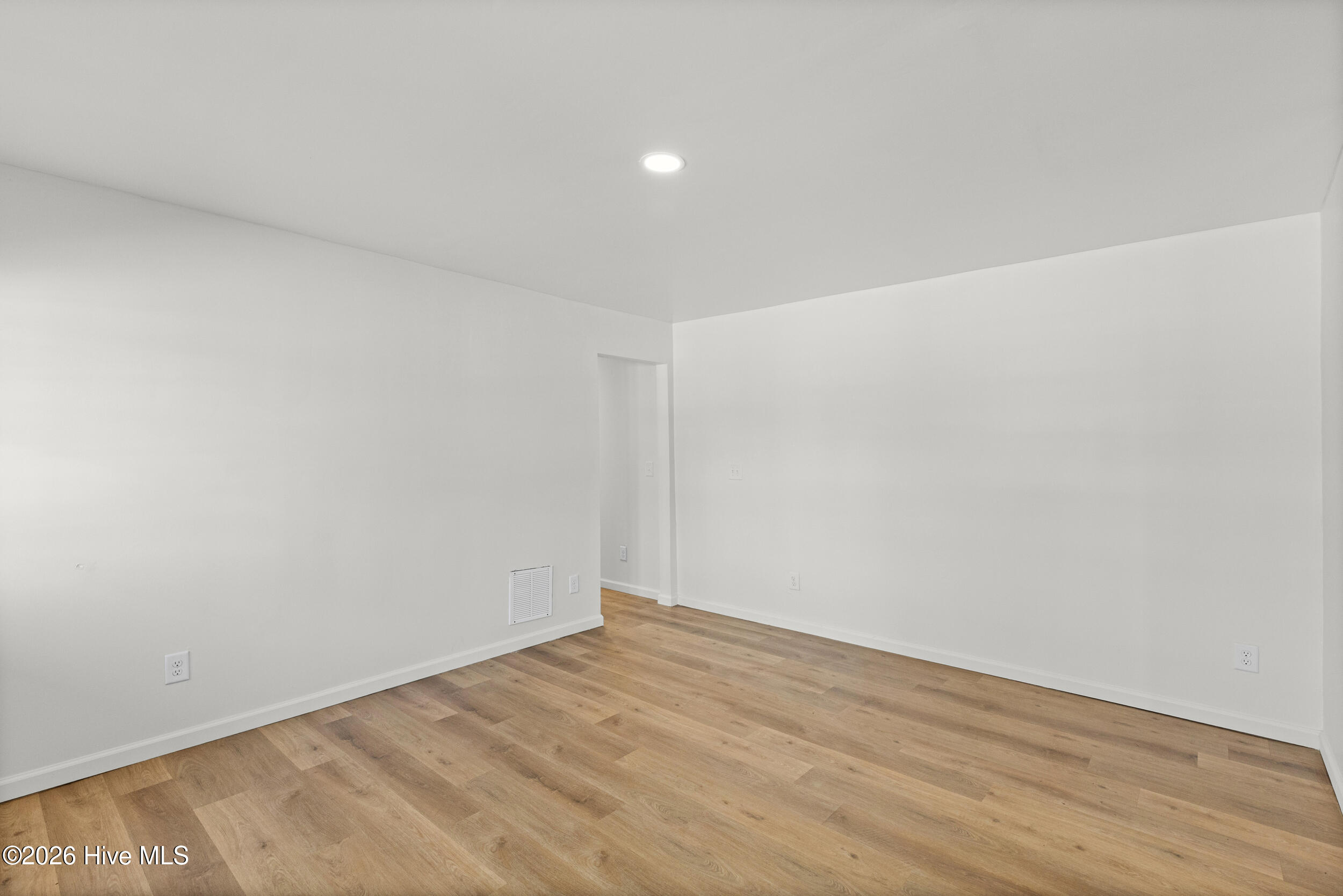 2526 Pate Avenue Property Photo 6
