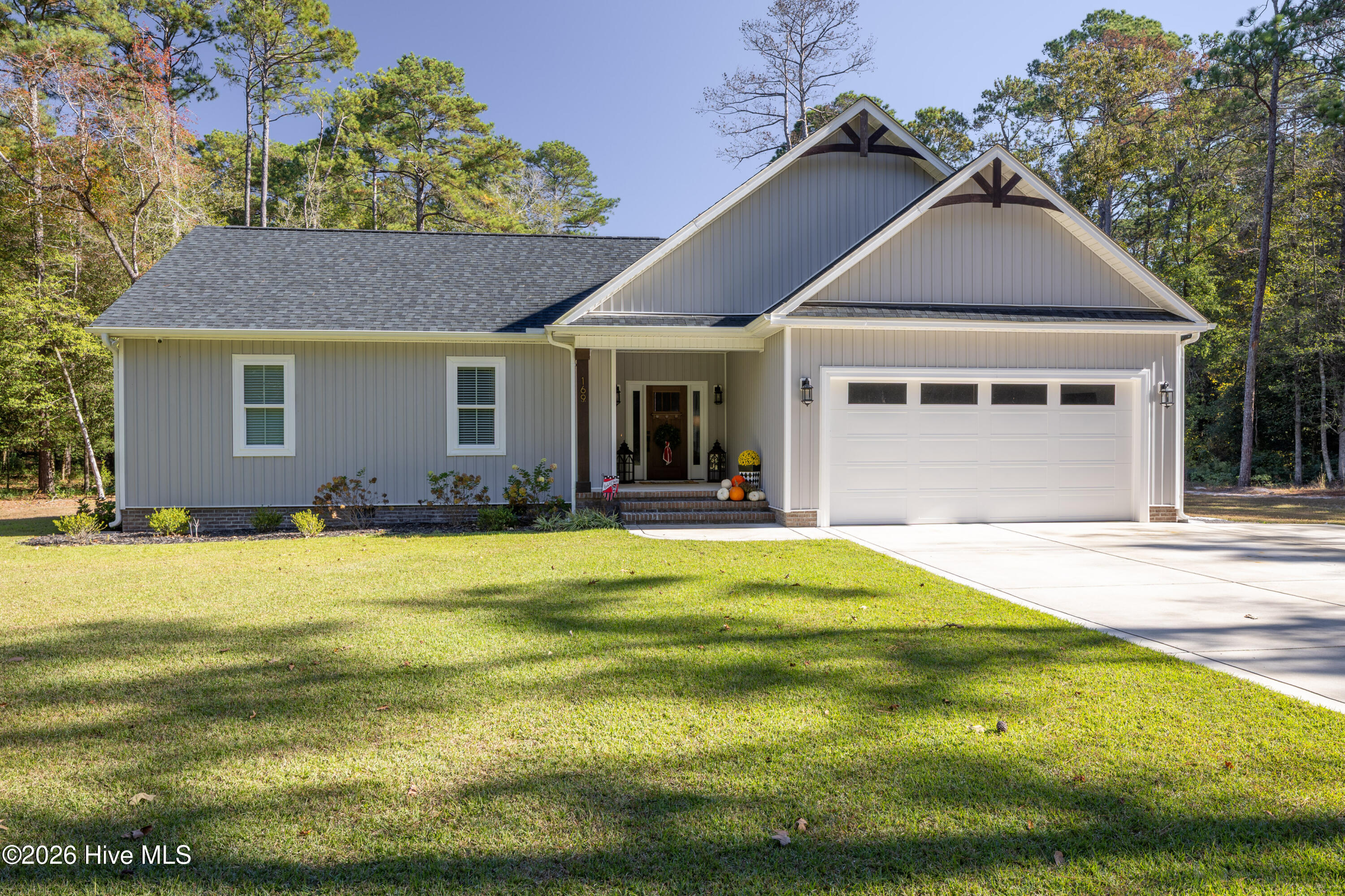 169 Sprunt Drive Property Photo 1