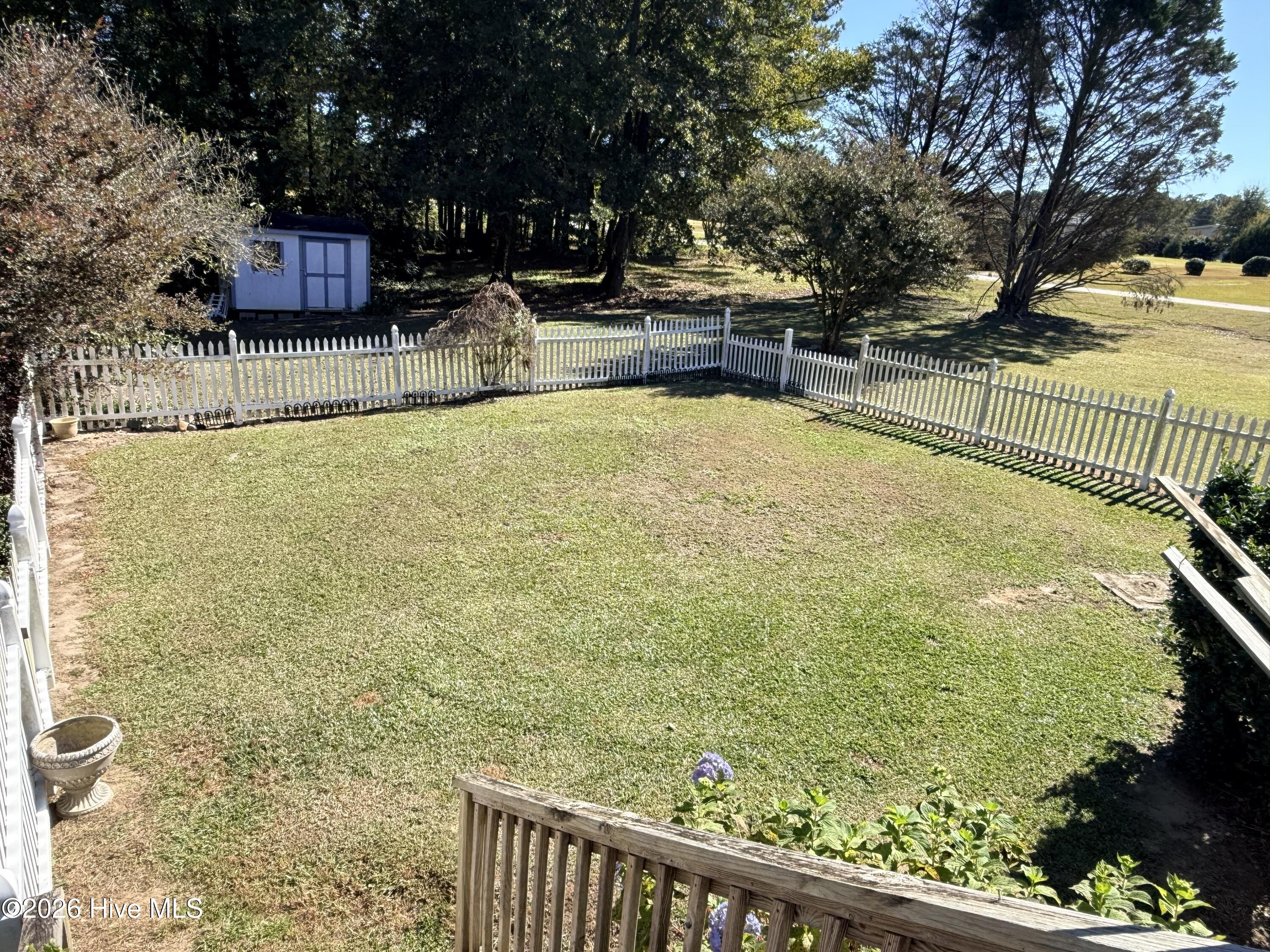 106 Oak Hill Court Property Photo 7