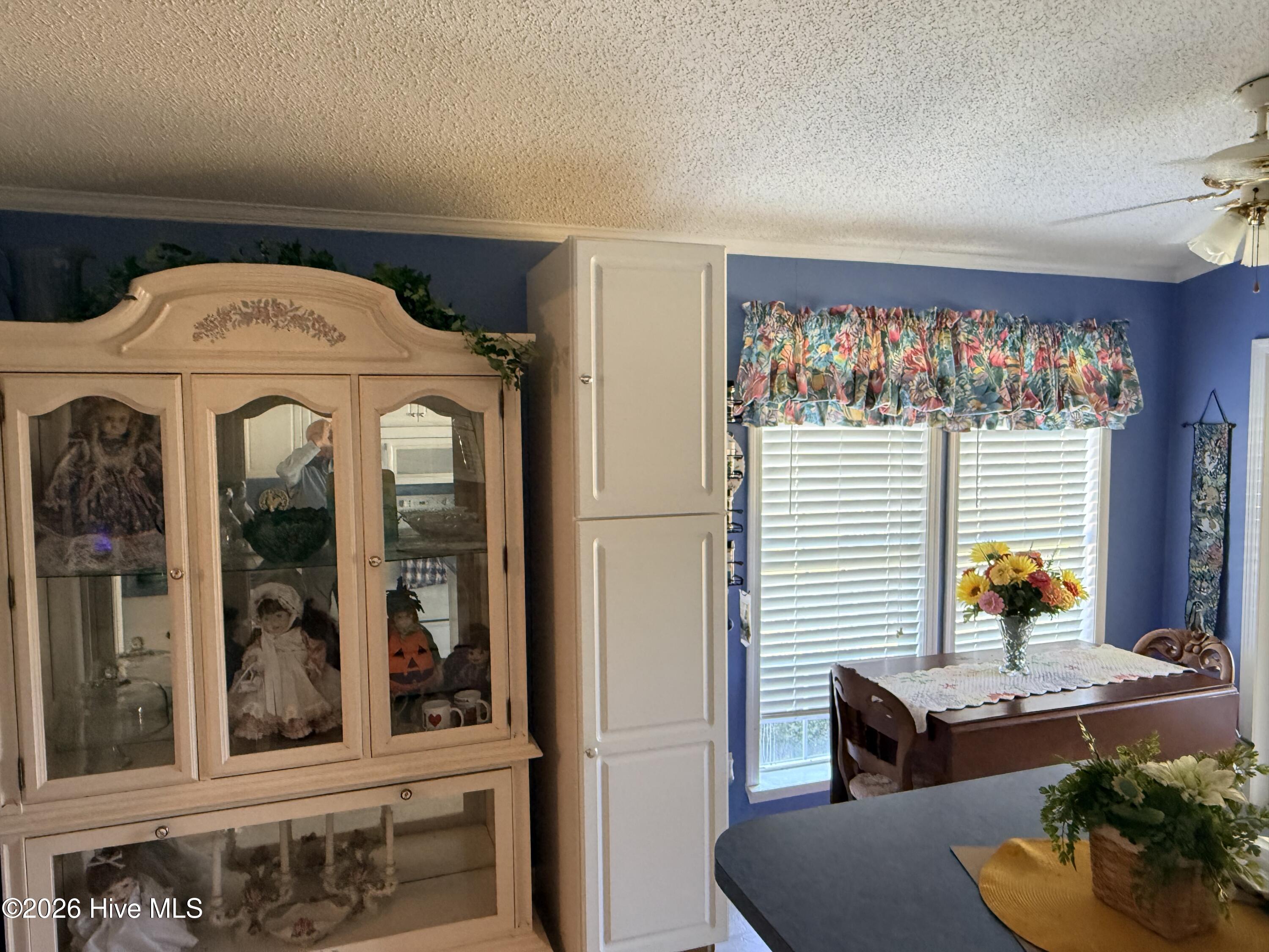 106 Oak Hill Court Property Photo 8