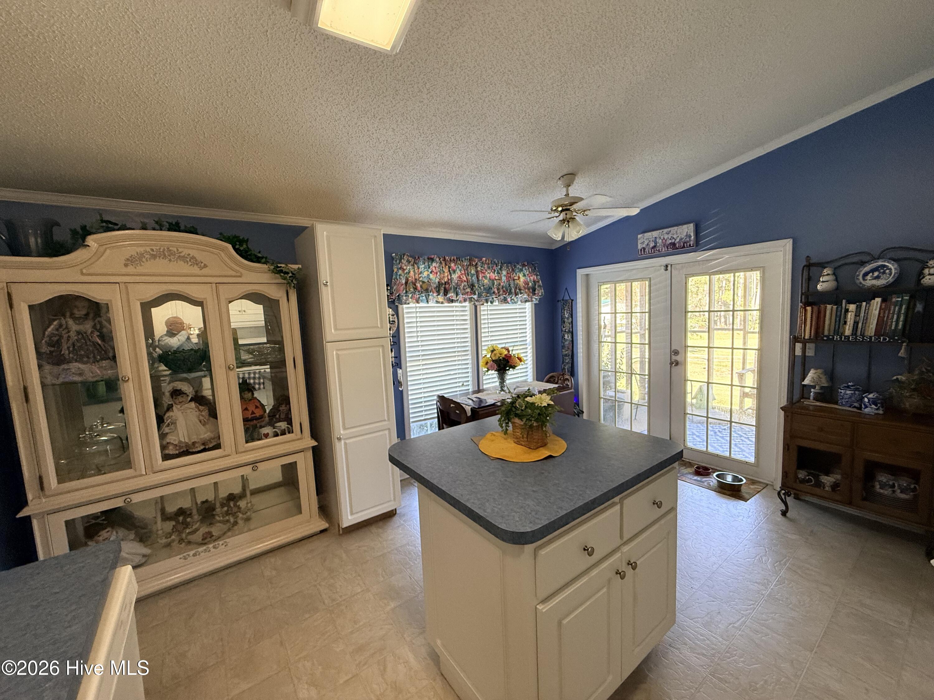 106 Oak Hill Court Property Photo 17