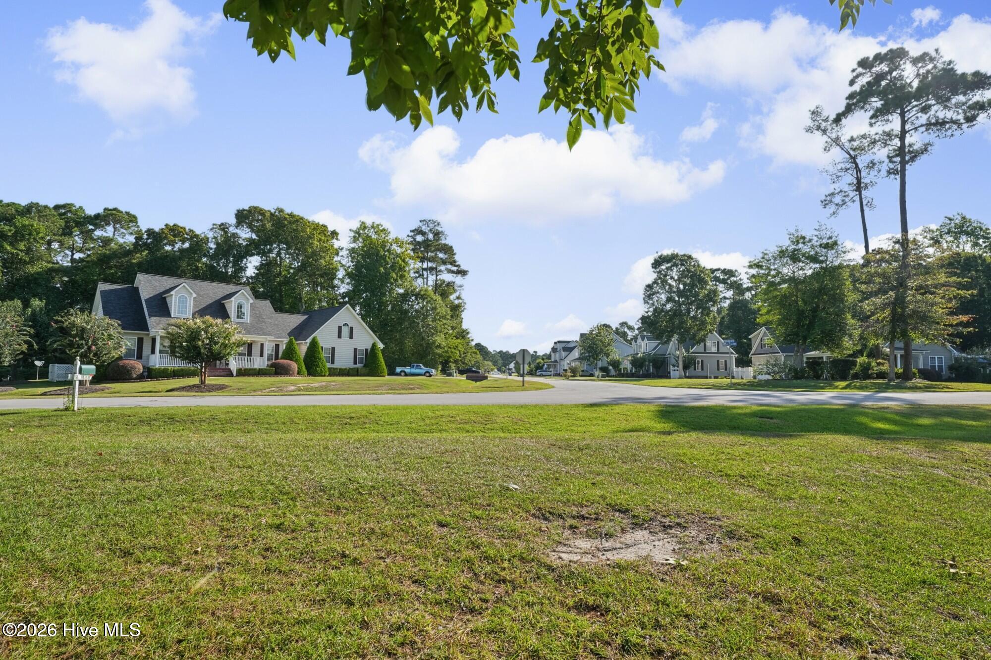 209 Creek View Circle Property Photo 2