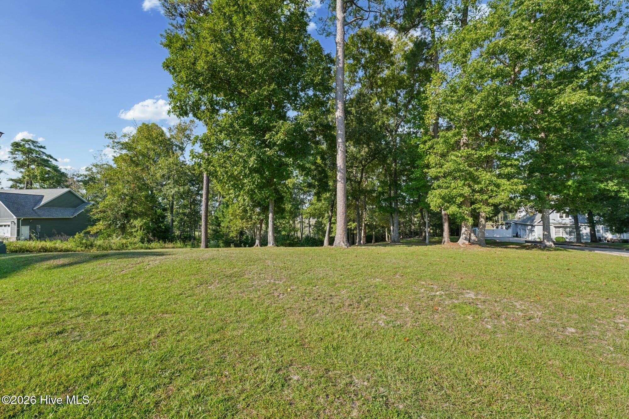 209 Creek View Circle Property Photo 6