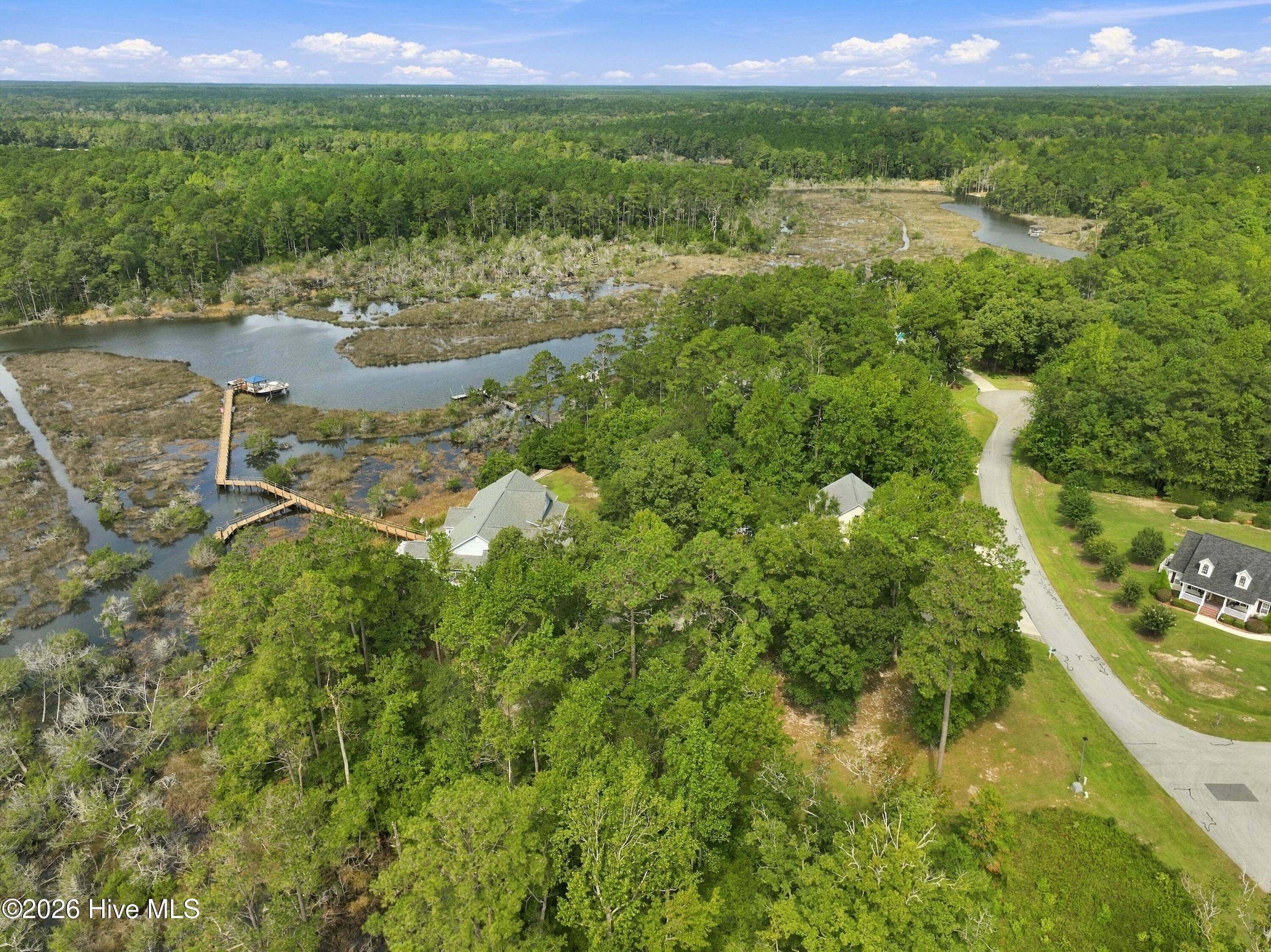 209 Creek View Circle Property Photo 7