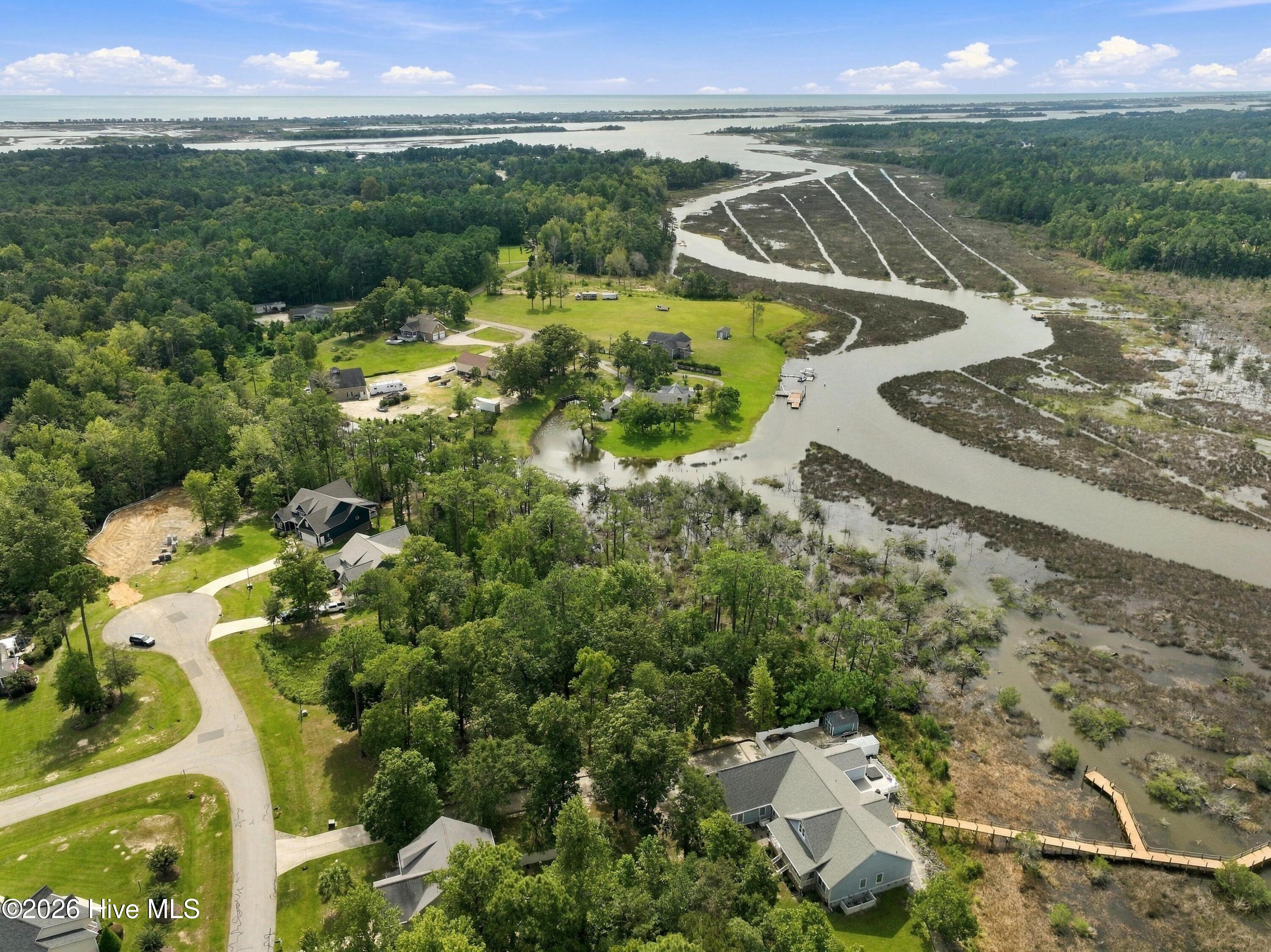 209 Creek View Circle Property Photo 9